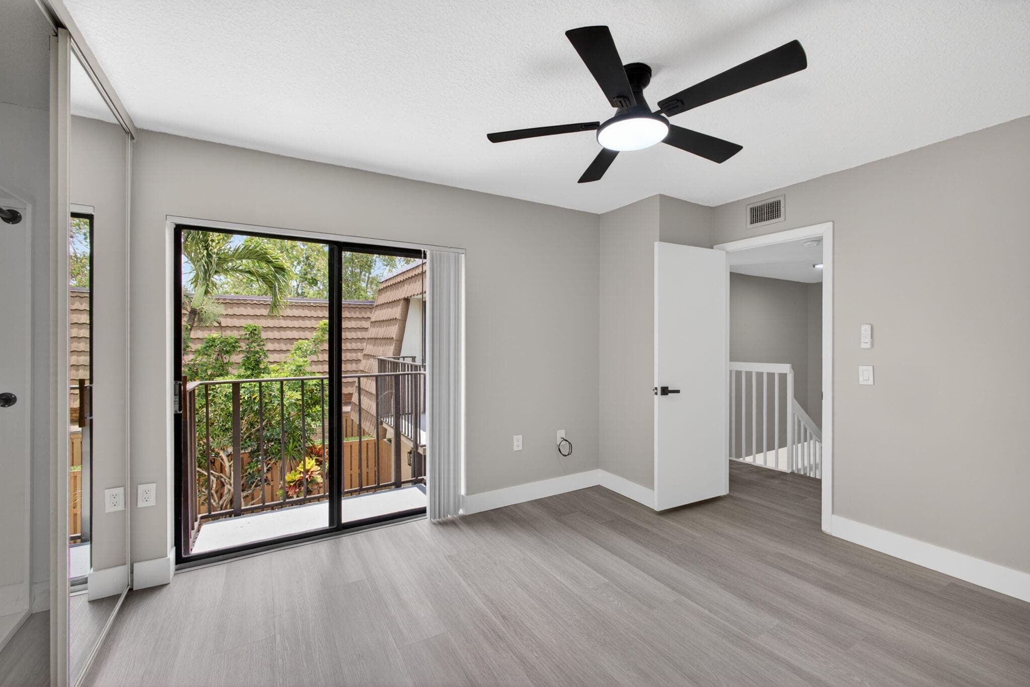 246 Charter Way, West Palm Beach, FL 33407 — photo 9 of 15