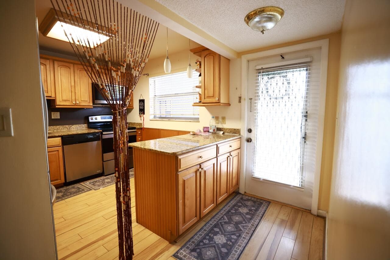 6570 Royal Palm Boulevard 106j, Margate, FL 33063 — photo 3 of 14