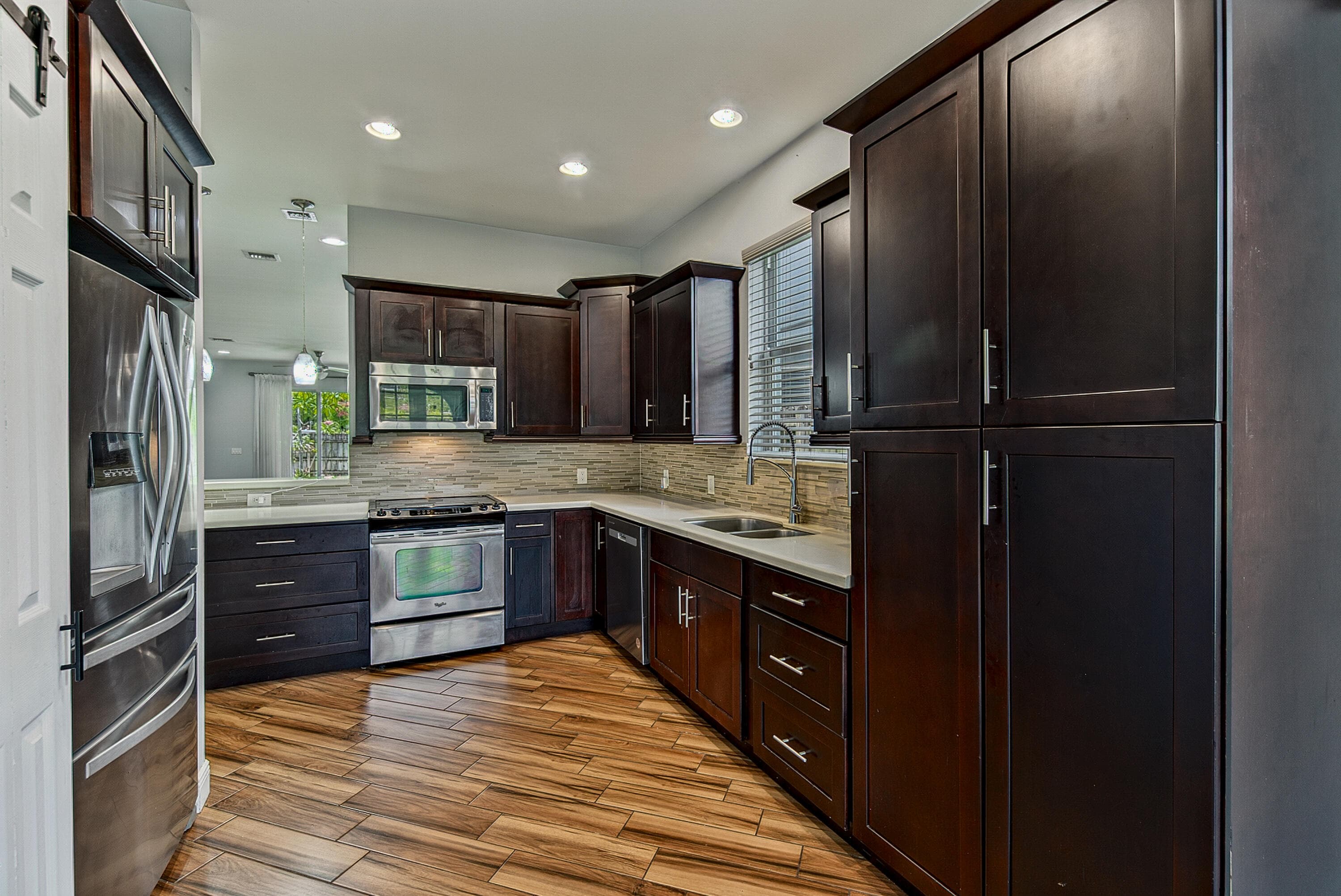 1135 NE 3rd Avenue, Fort Lauderdale, FL 33304 — photo 19 of 46