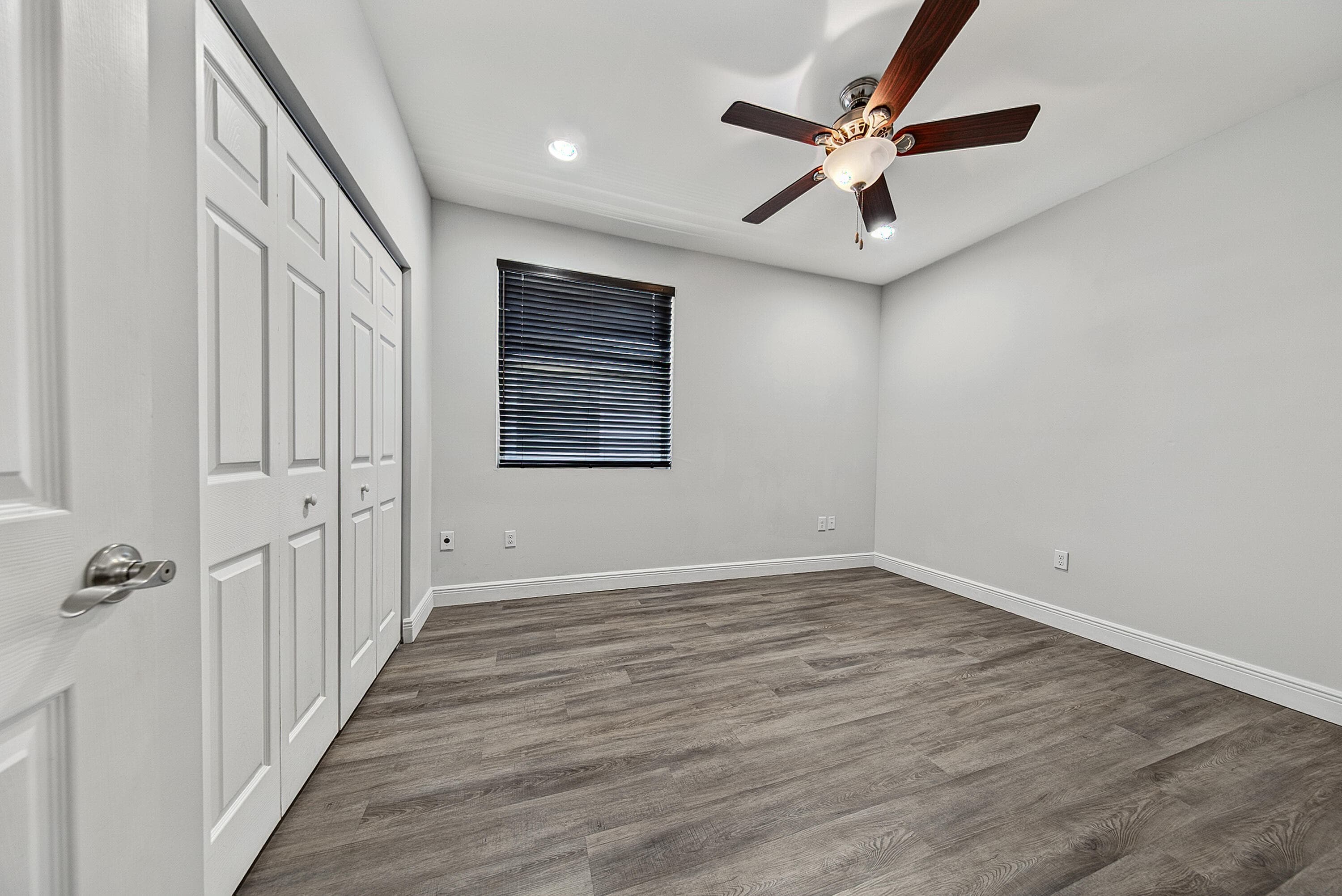 1135 NE 3rd Avenue, Fort Lauderdale, FL 33304 — photo 34 of 46