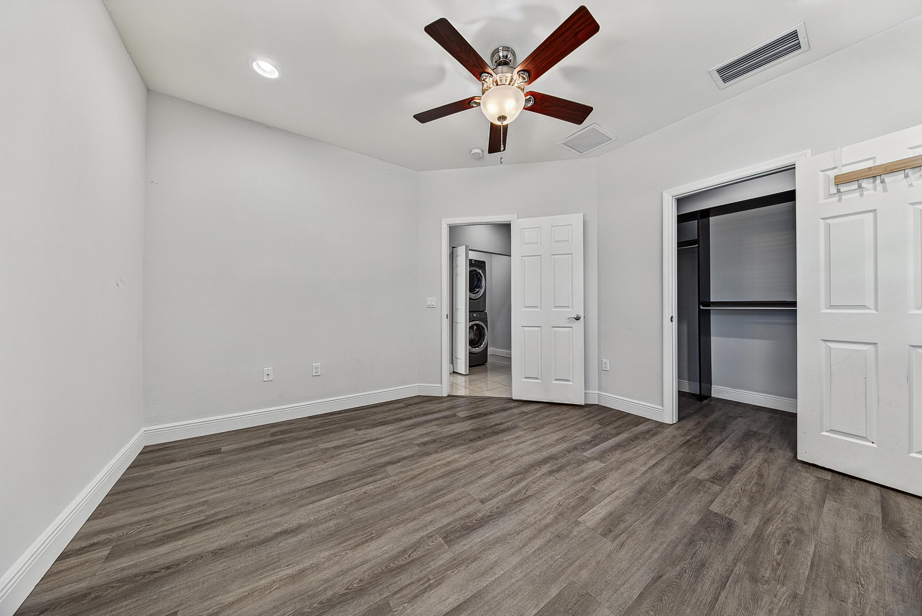 1135 NE 3rd Avenue, Fort Lauderdale, FL 33304 — photo 40 of 46