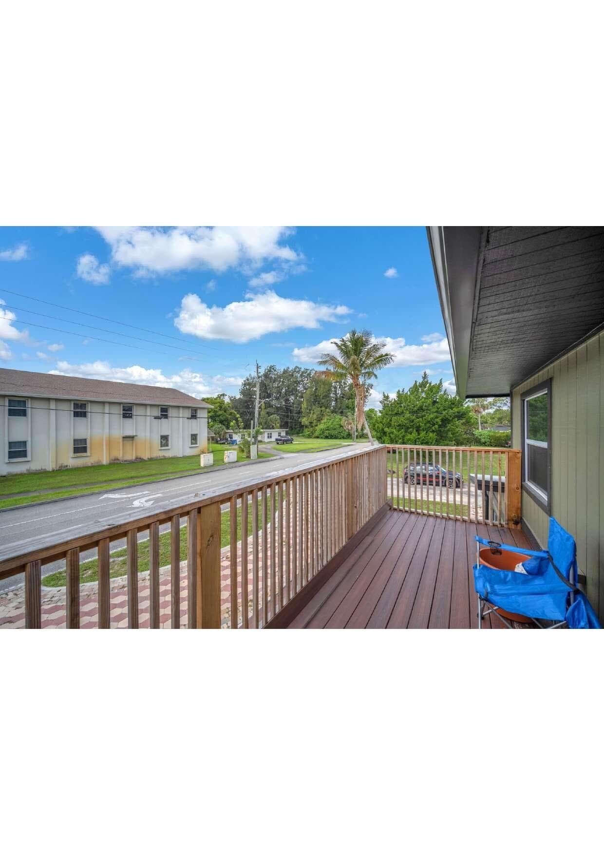 5023 Club Road, Haverhill, FL 33415 — photo 5 of 27