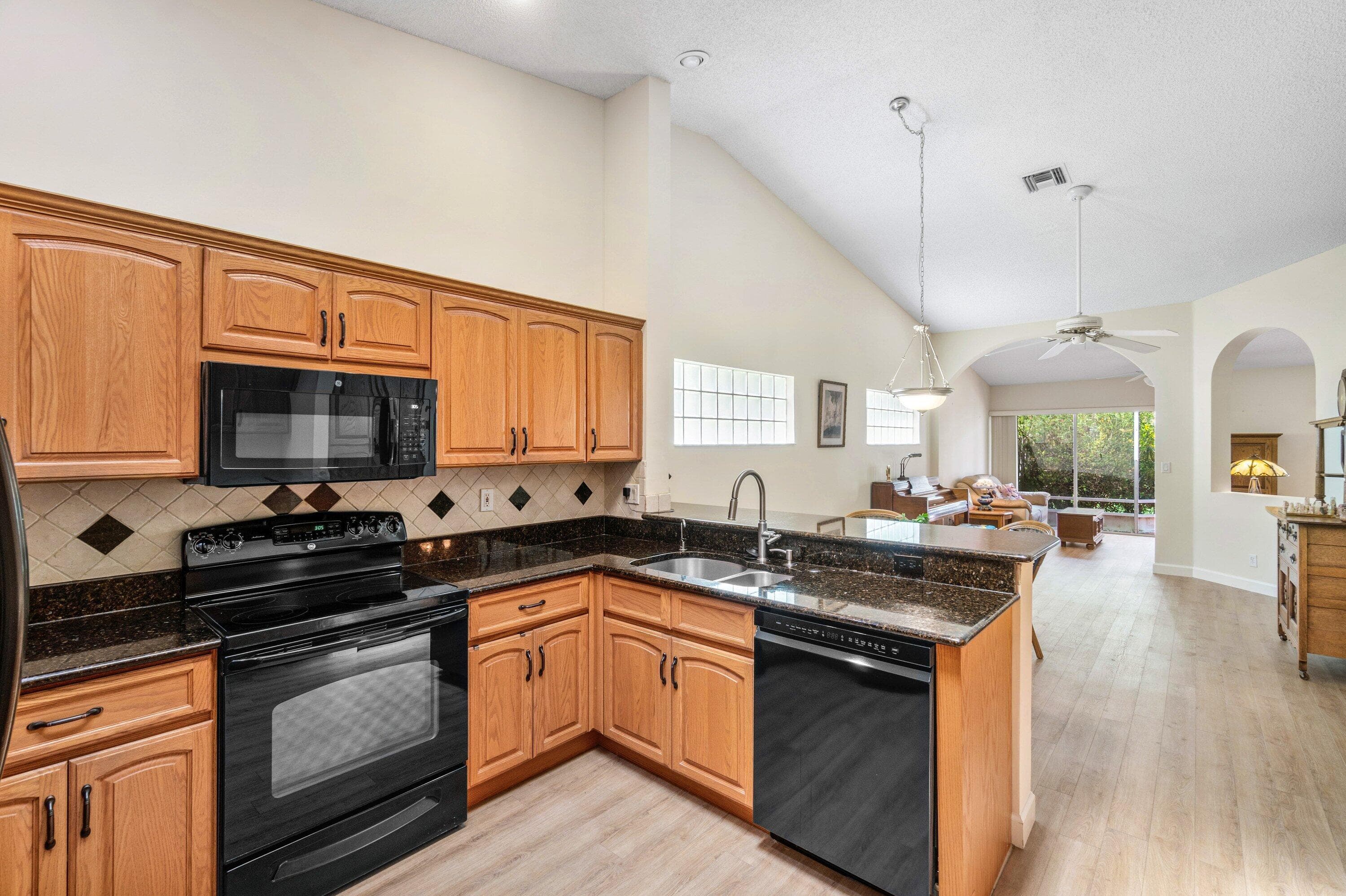 7851 Sailing Shores Terrace, Boynton Beach, FL 33437 — photo 17 of 49