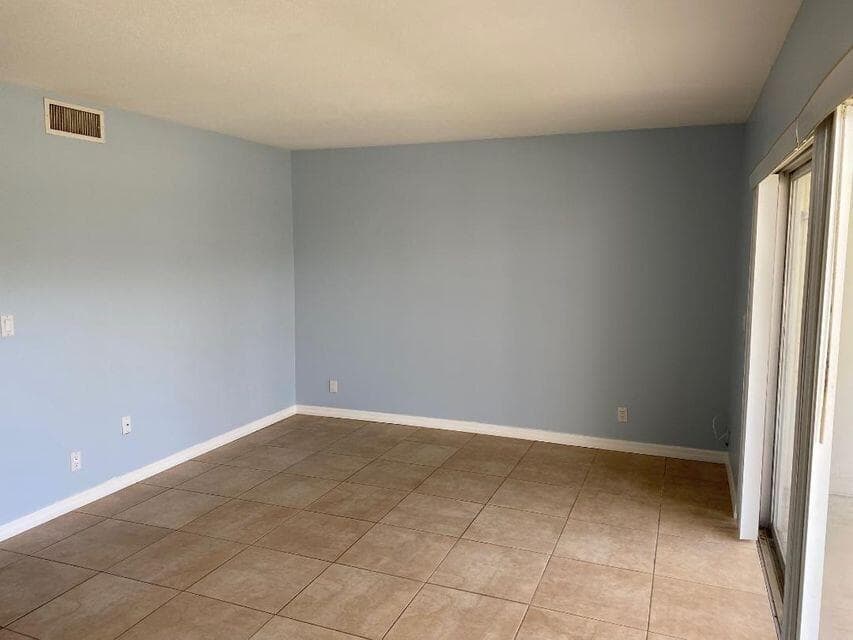 120 Wettaw Lane 112, North Palm Beach, FL 33408 — photo 2 of 13