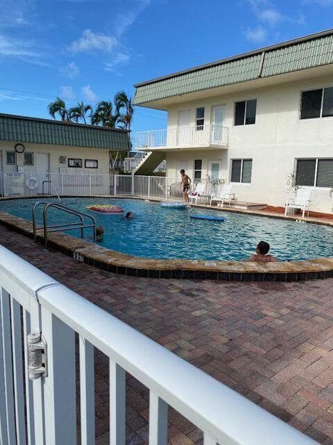 120 Wettaw Lane 112, North Palm Beach, FL 33408 — photo 9 of 13