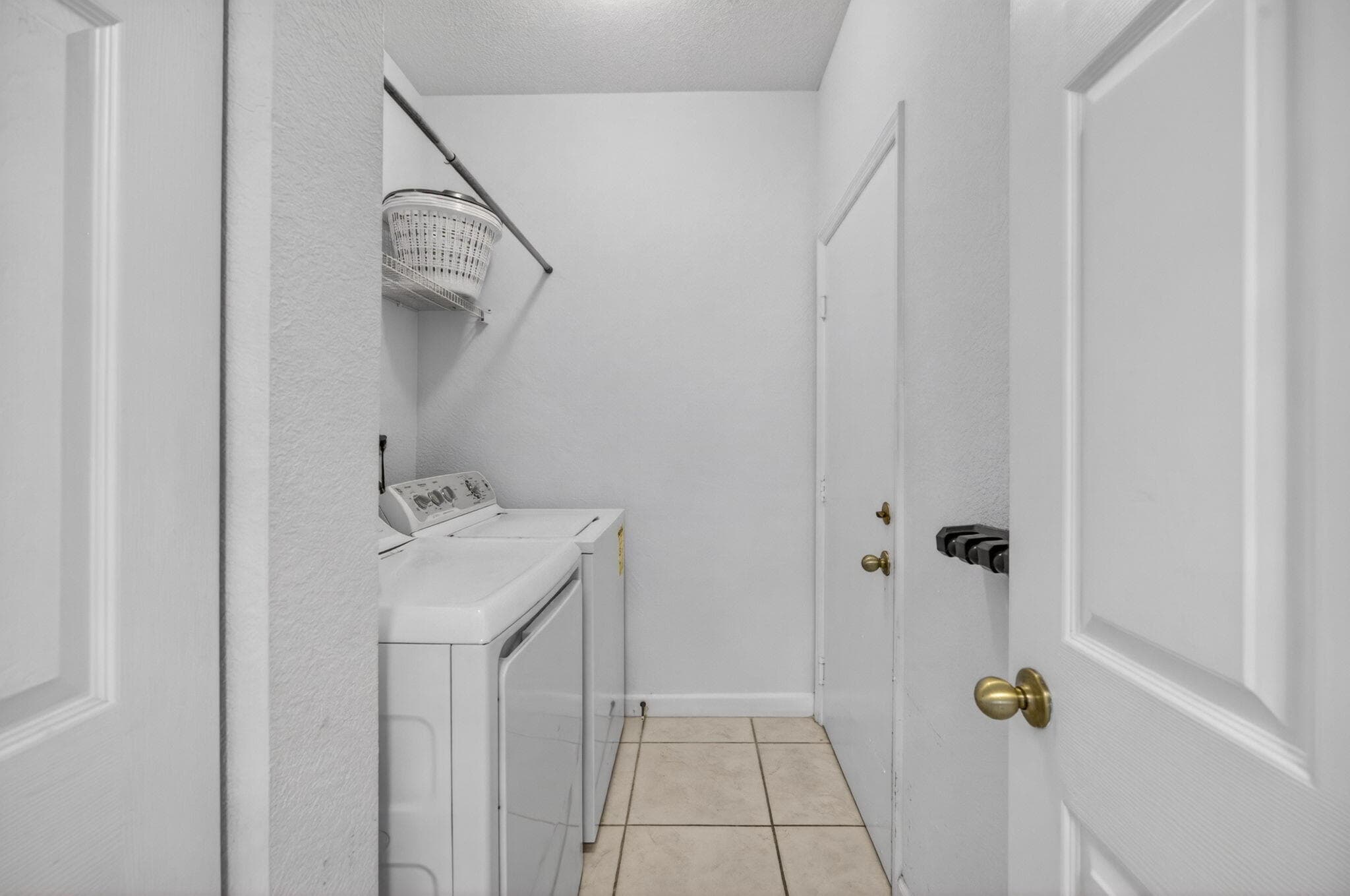 14215 SW 156th Avenue N, Miami, FL 33196 — photo 32 of 47
