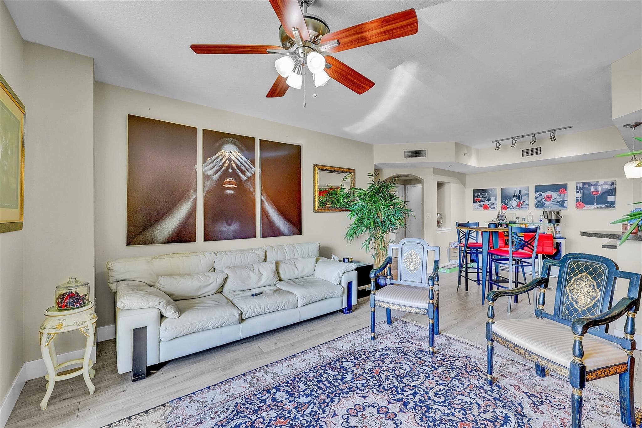 110 N Federal Highway 815, Fort Lauderdale, FL 33301 — photo 2 of 40