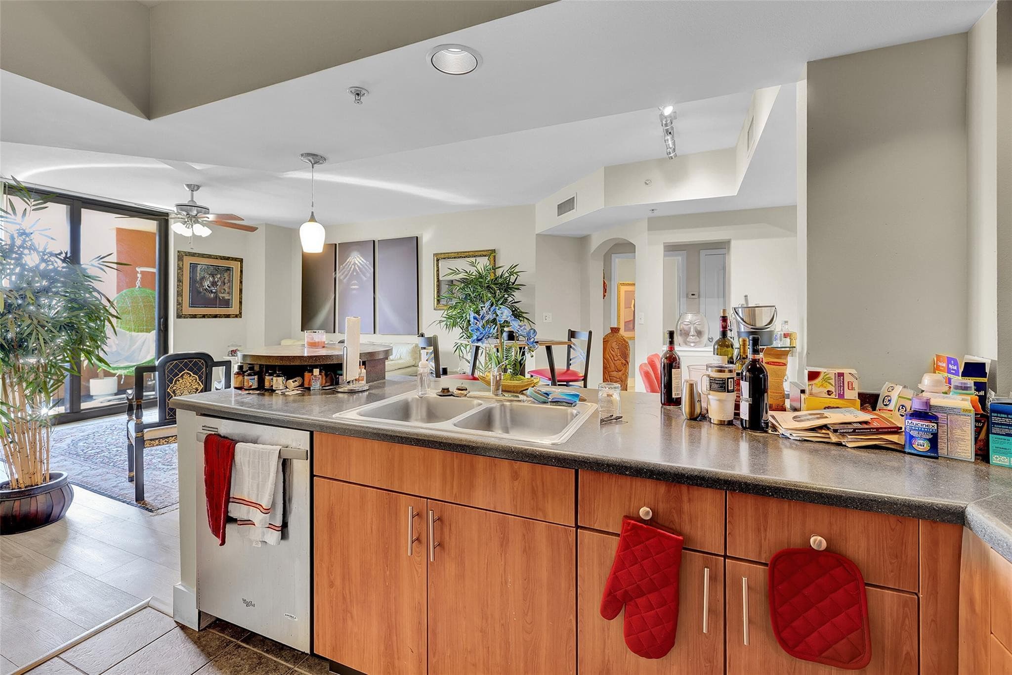 110 N Federal Highway 815, Fort Lauderdale, FL 33301 — photo 10 of 40