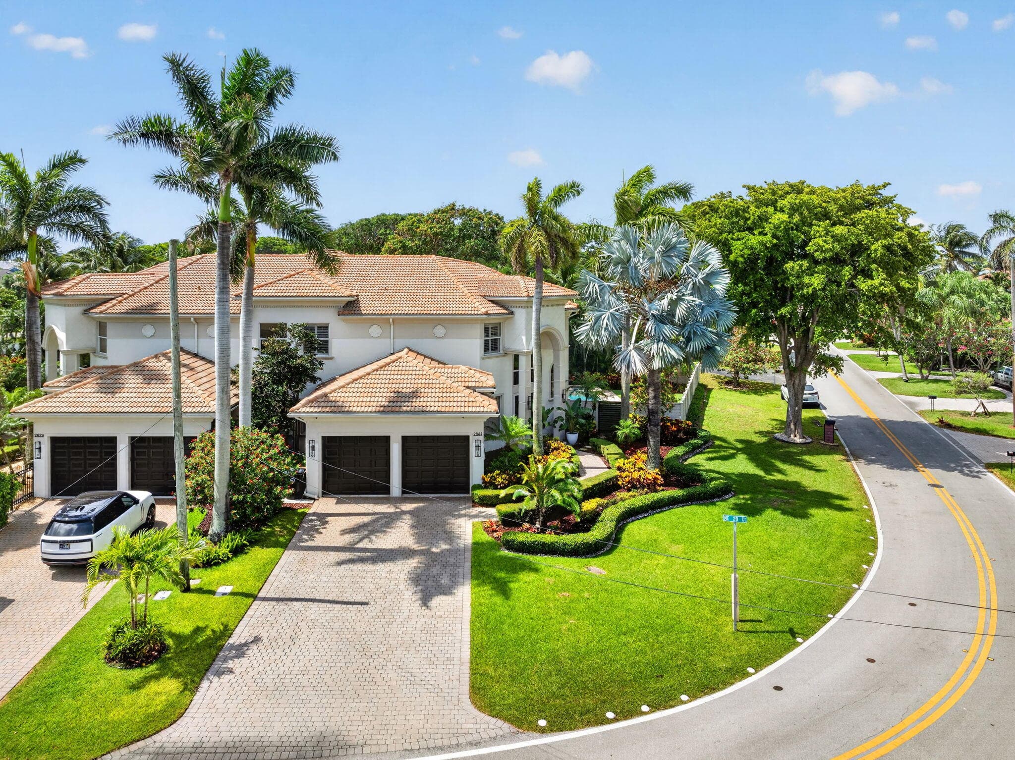 2844 NE 26th Avenue, Lighthouse Point, FL 33064 — photo 12 of 57