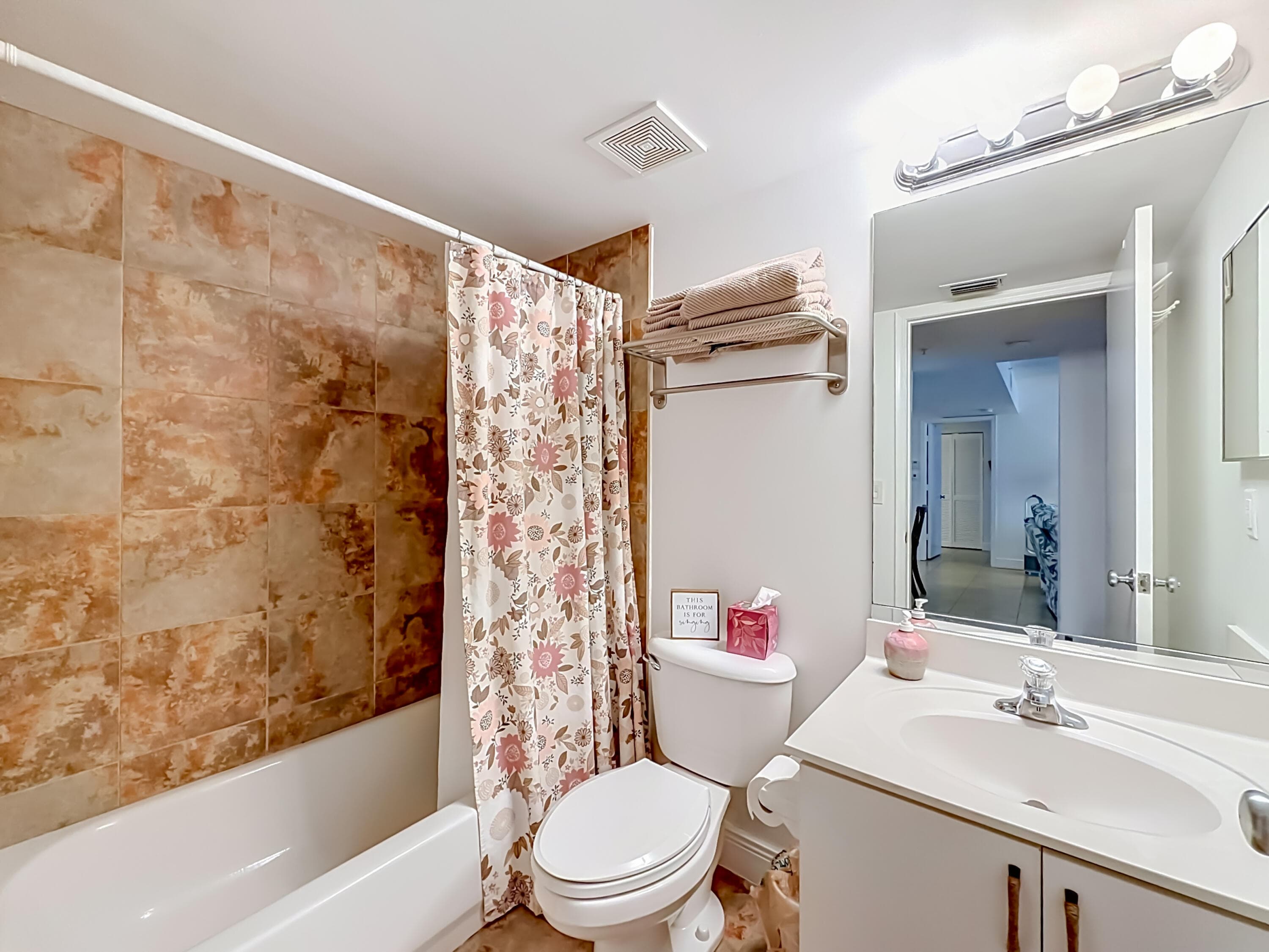 1341 SE 3rd Avenue 210, Dania Beach, FL 33004 — photo 25 of 48