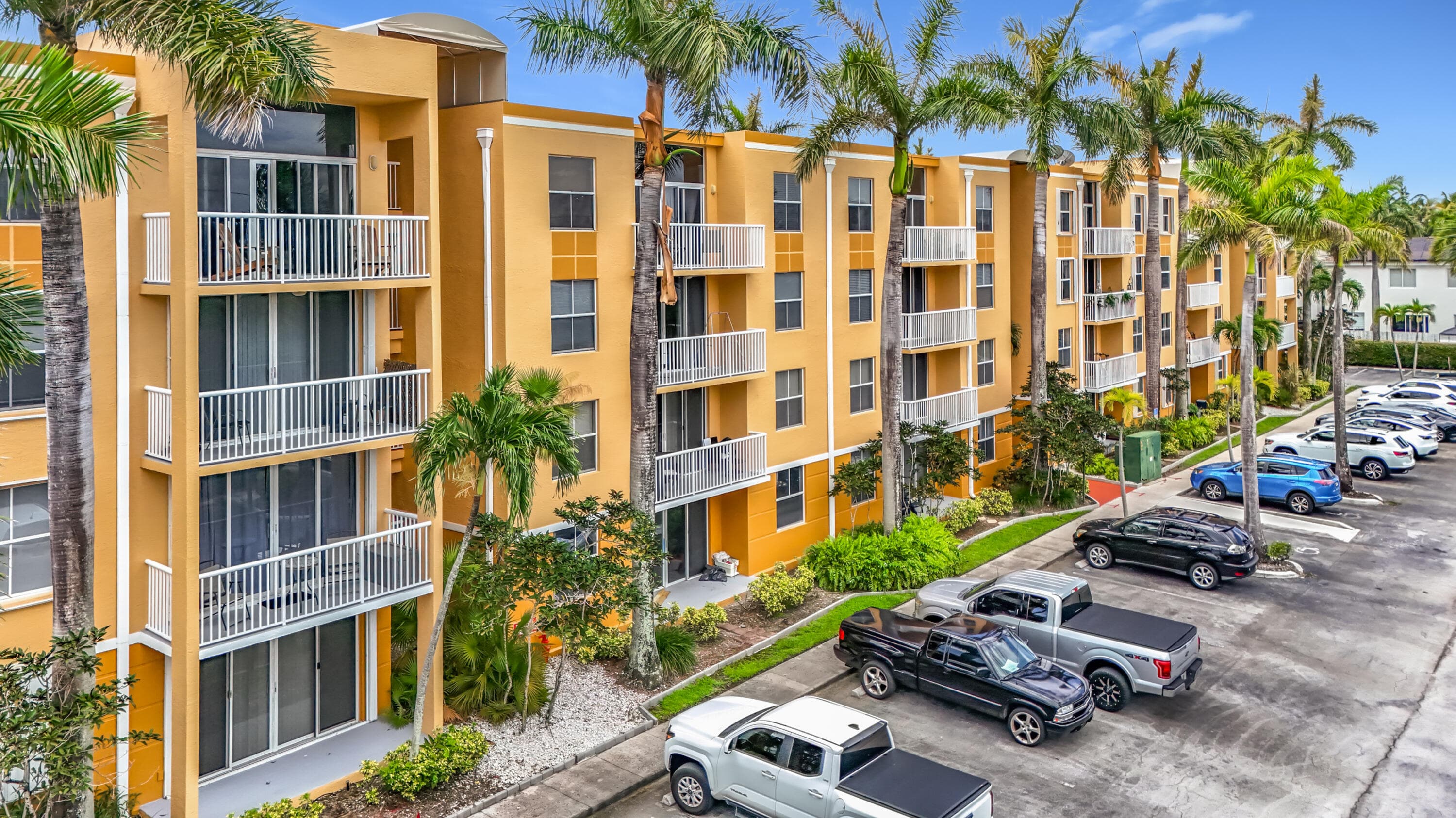1341 SE 3rd Avenue 210, Dania Beach, FL 33004 — photo 39 of 48