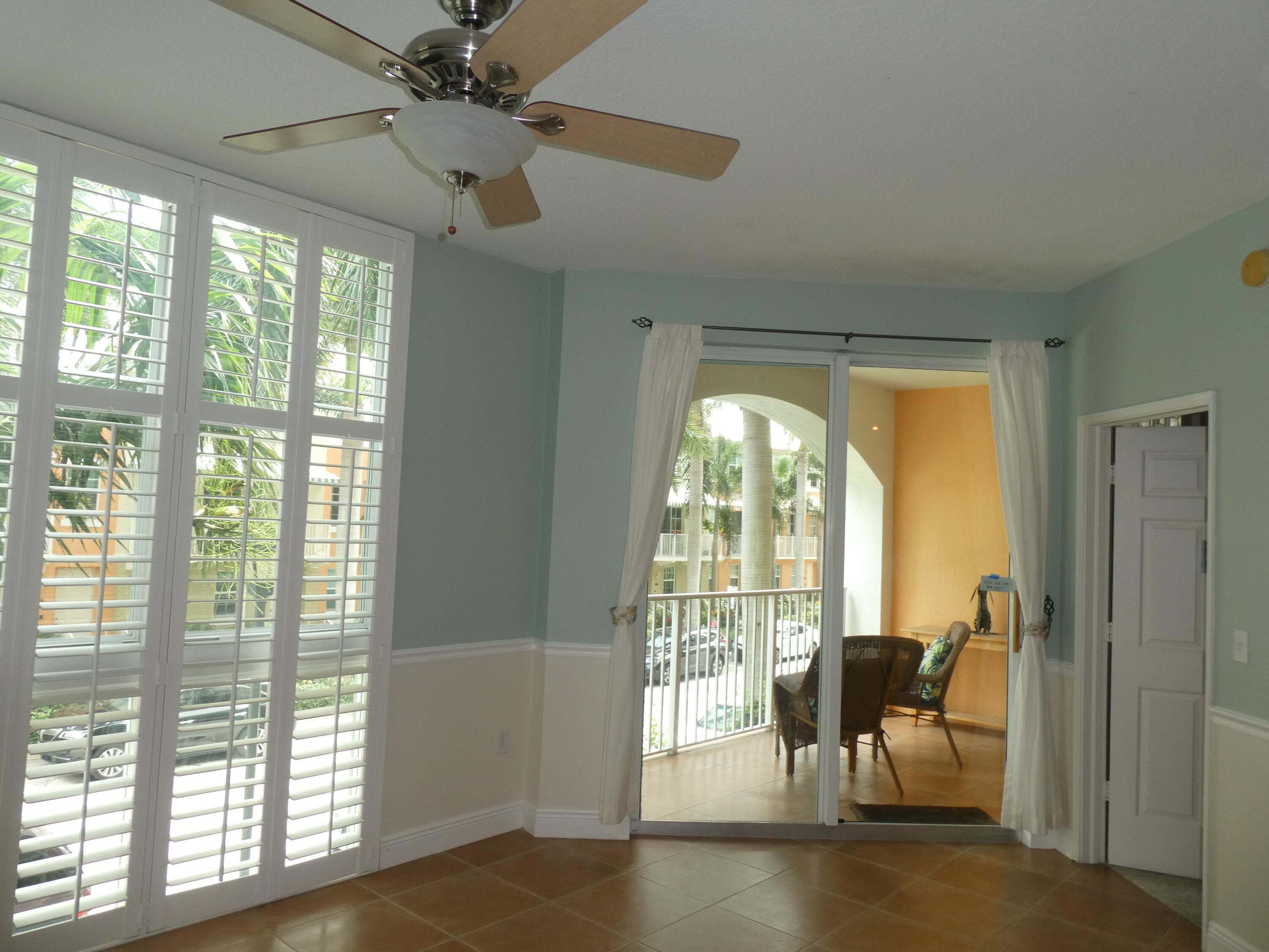 804 E Windward Way 211, Lantana, FL 33462 — photo 5 of 31