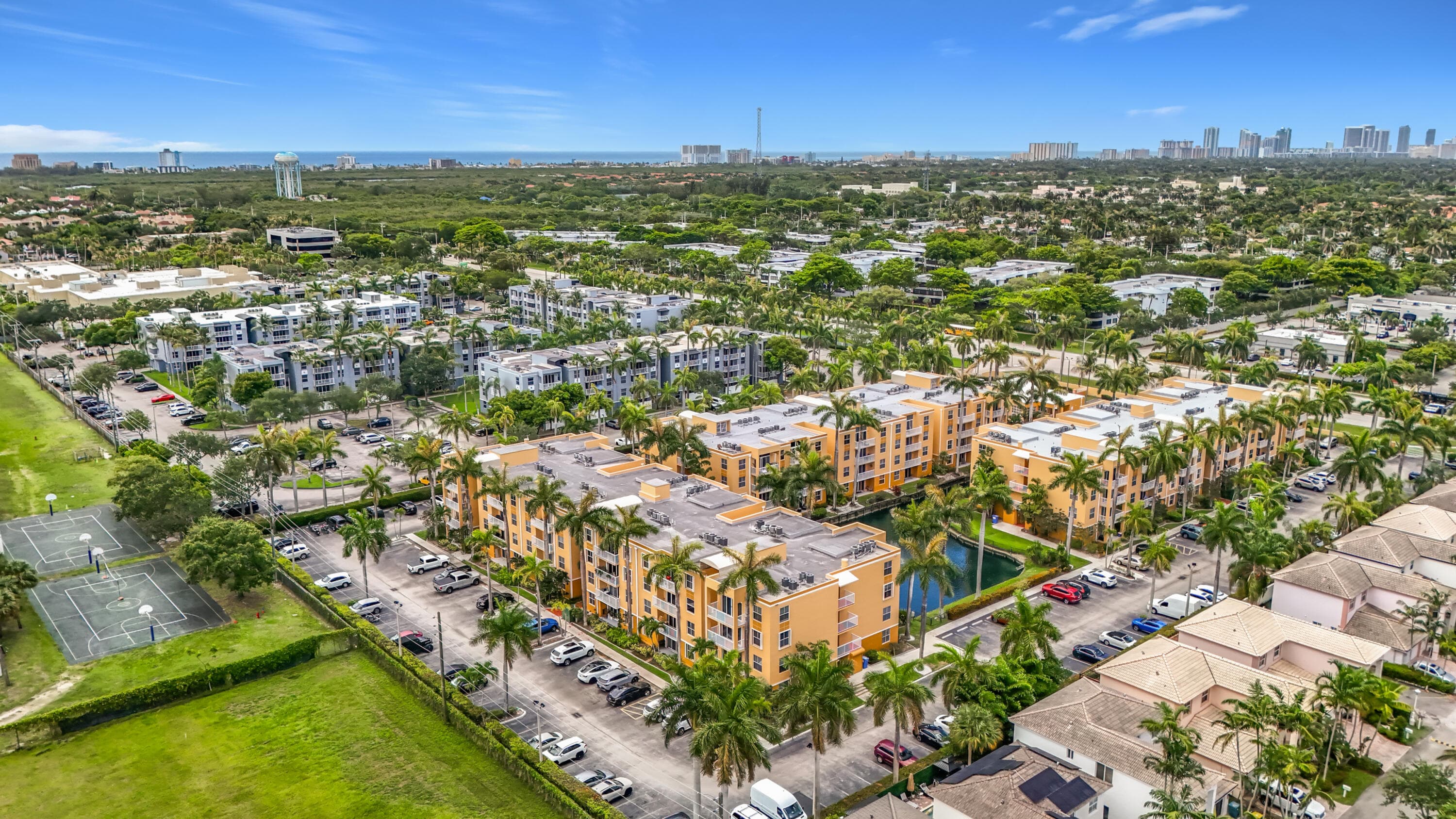1341 SE 3rd Avenue 210, Dania Beach, FL 33004 — photo 1 of 48