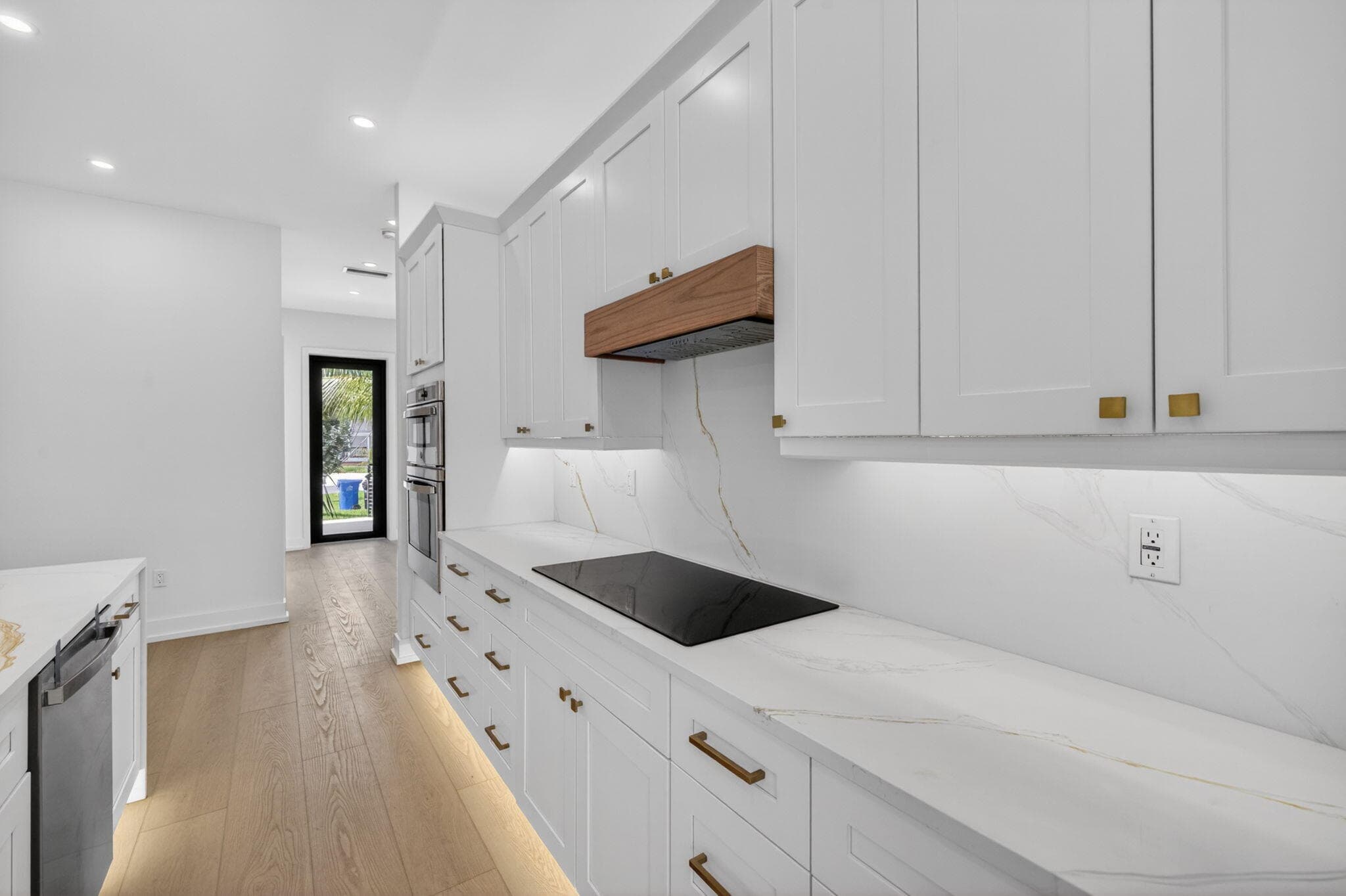 509 SW 11th Street, Fort Lauderdale, FL 33315 — photo 12 of 64