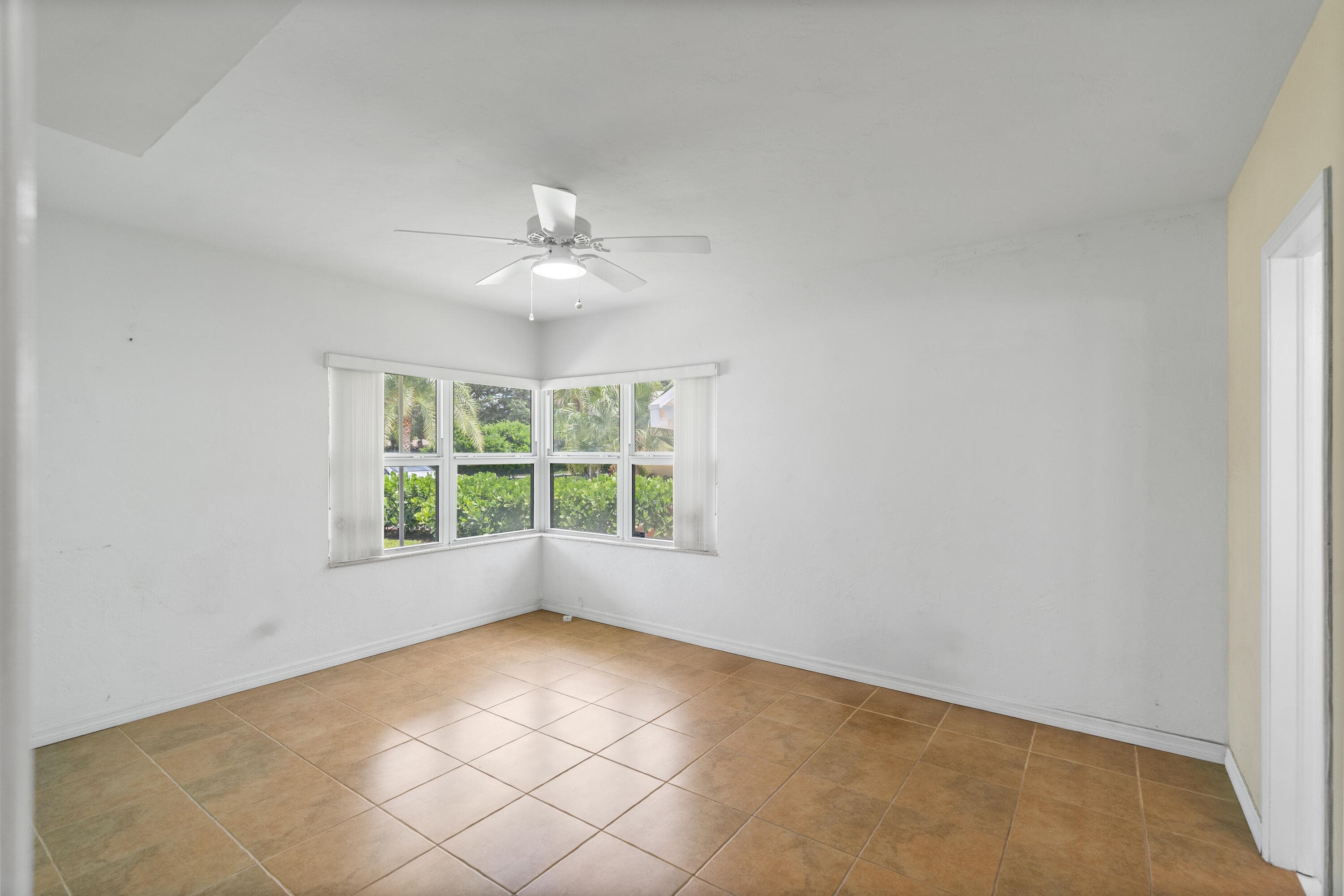 1705 NE 26th Avenue, Fort Lauderdale, FL 33305 — photo 30 of 47