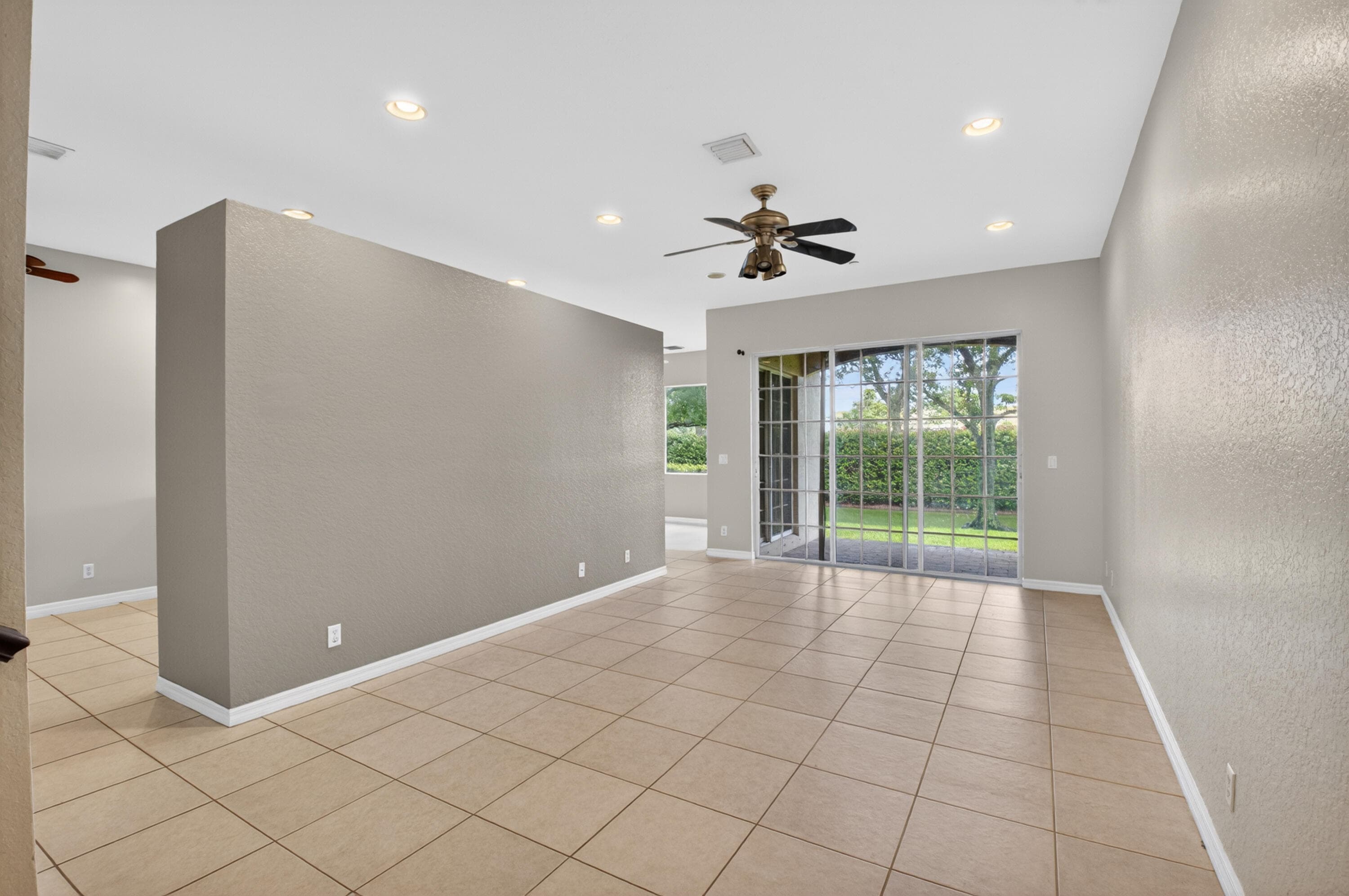 51 Lancaster Road, Boynton Beach, FL 33426 — photo 7 of 61