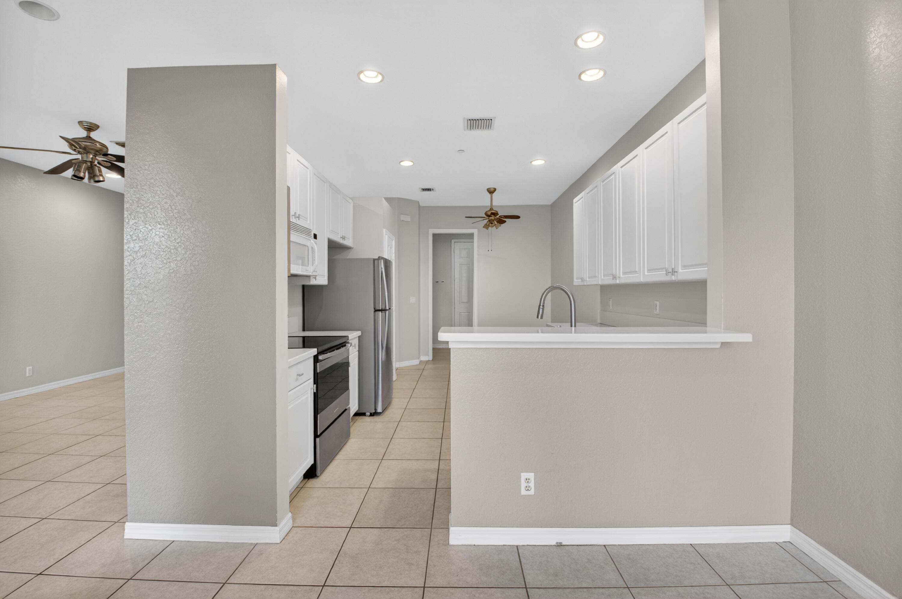 51 Lancaster Road, Boynton Beach, FL 33426 — photo 13 of 61