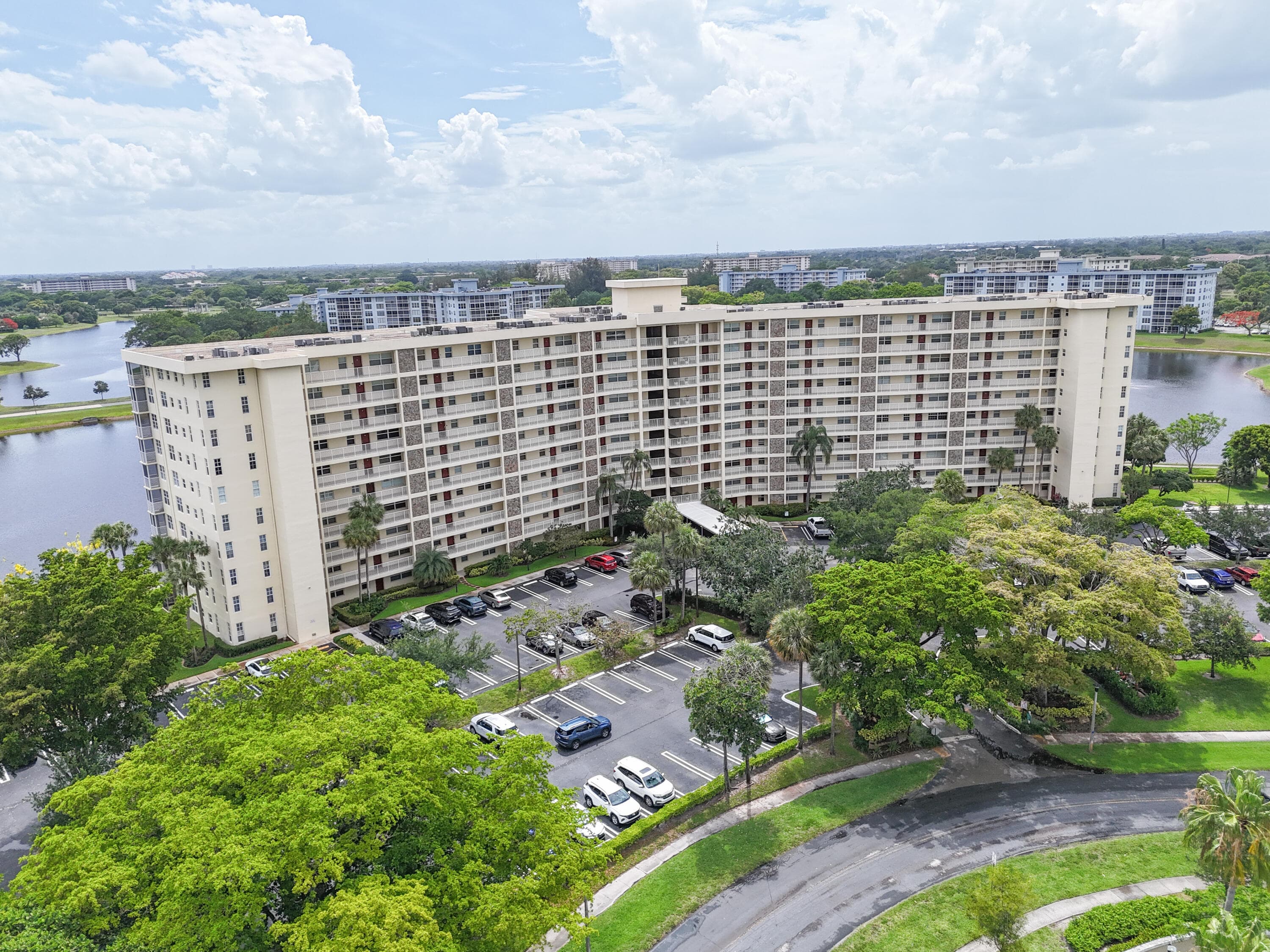 3095 N Course Drive 409, Pompano Beach, FL 33069 — photo 37 of 47