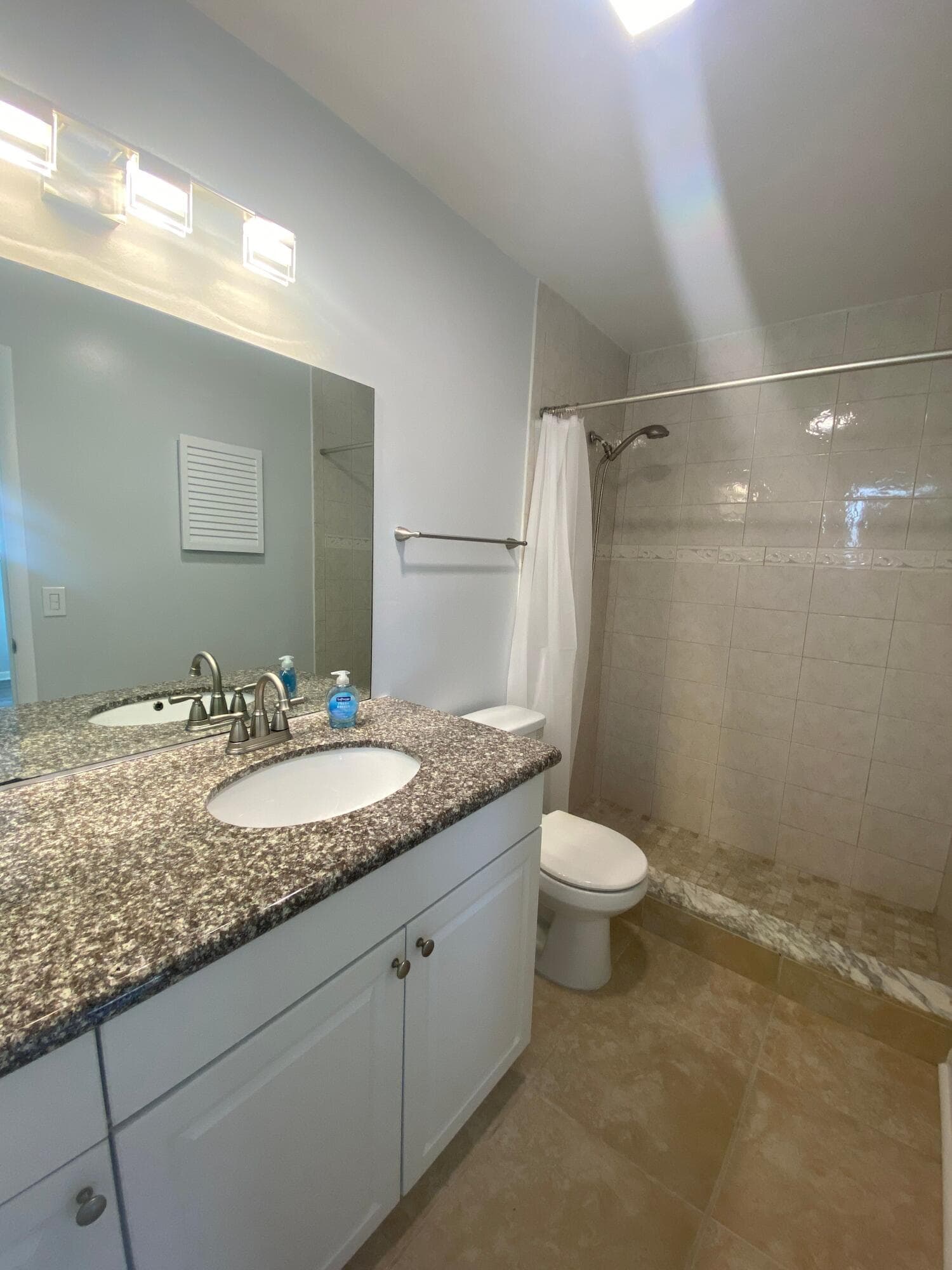 1317 Willow Road, West Palm Beach, FL 33406 — photo 13 of 33