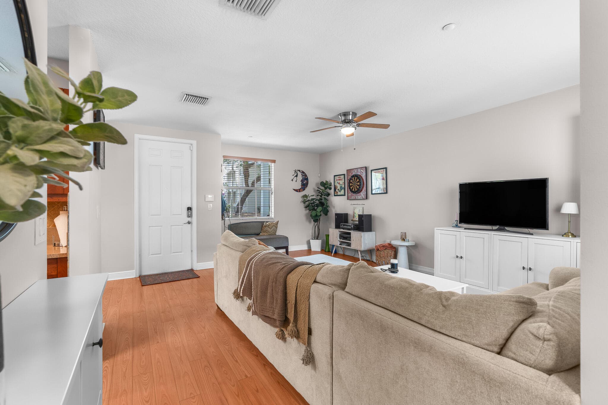 1317 SW 4th Street, Fort Lauderdale, FL 33312 — photo 6 of 52