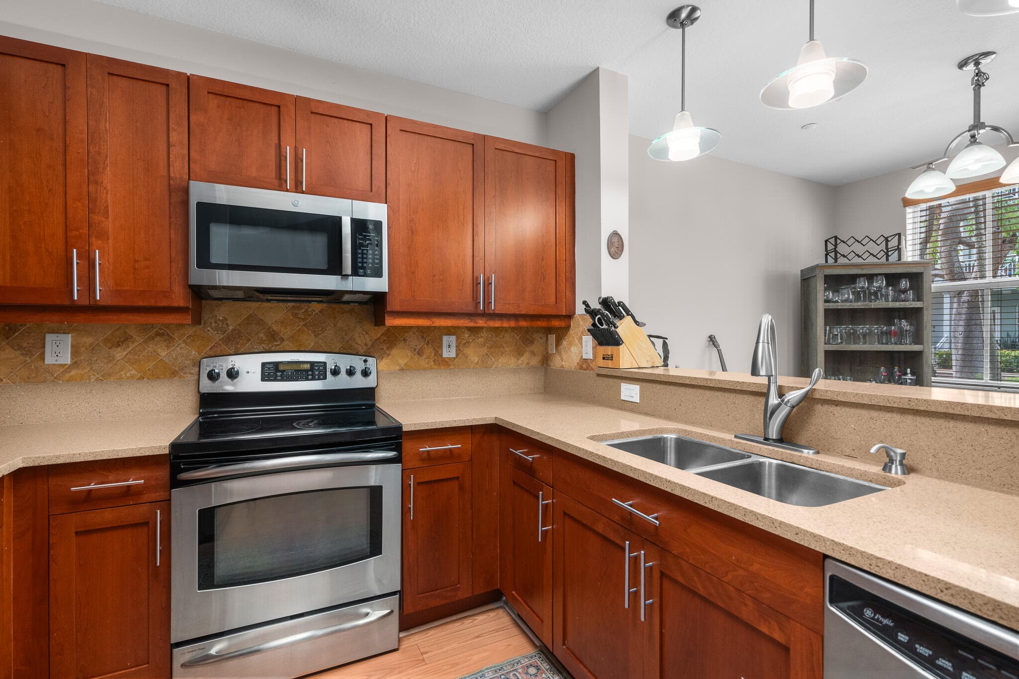 1317 SW 4th Street, Fort Lauderdale, FL 33312 — photo 11 of 52