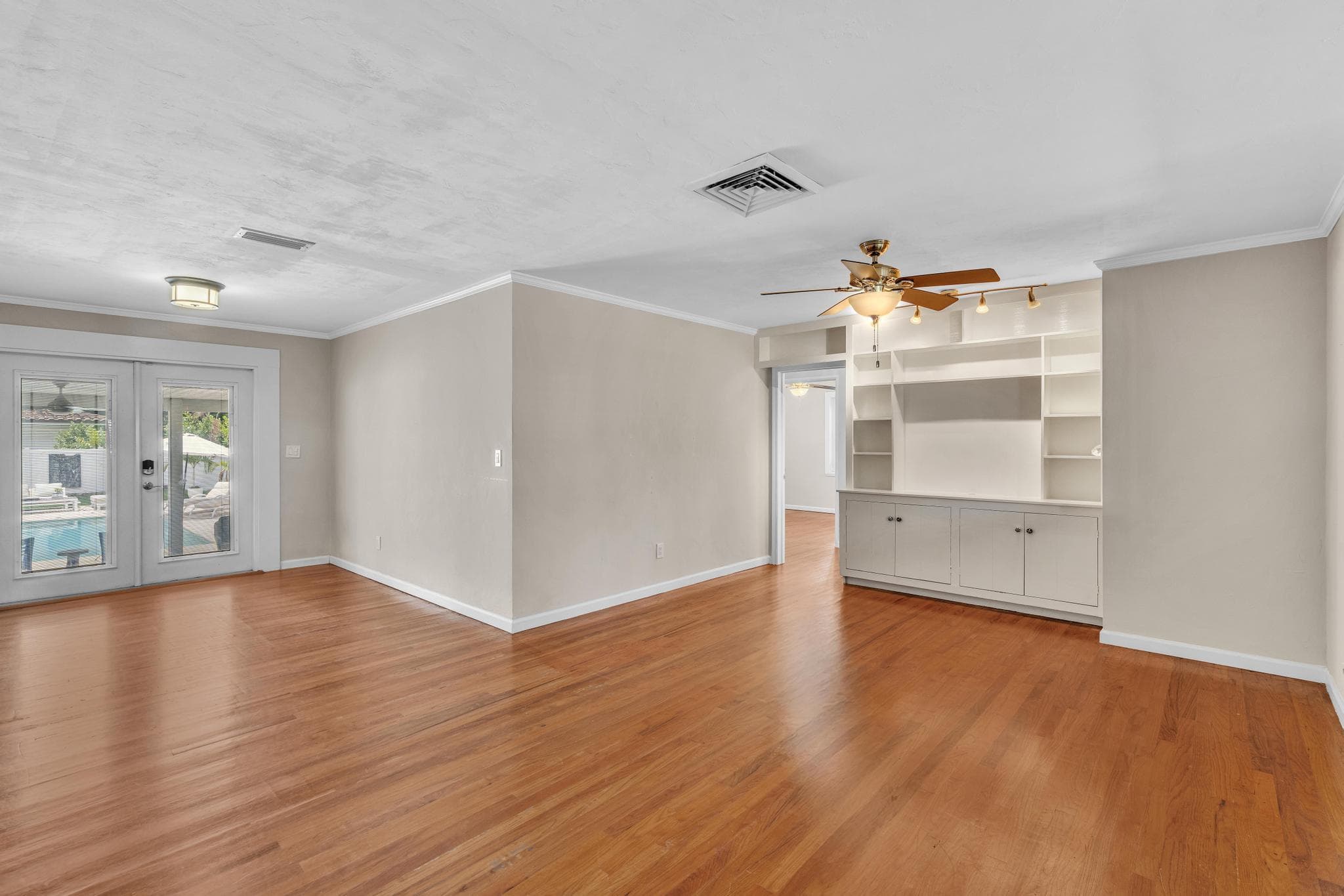 1527 Mayo Street, Hollywood, FL 33020 — photo 13 of 59