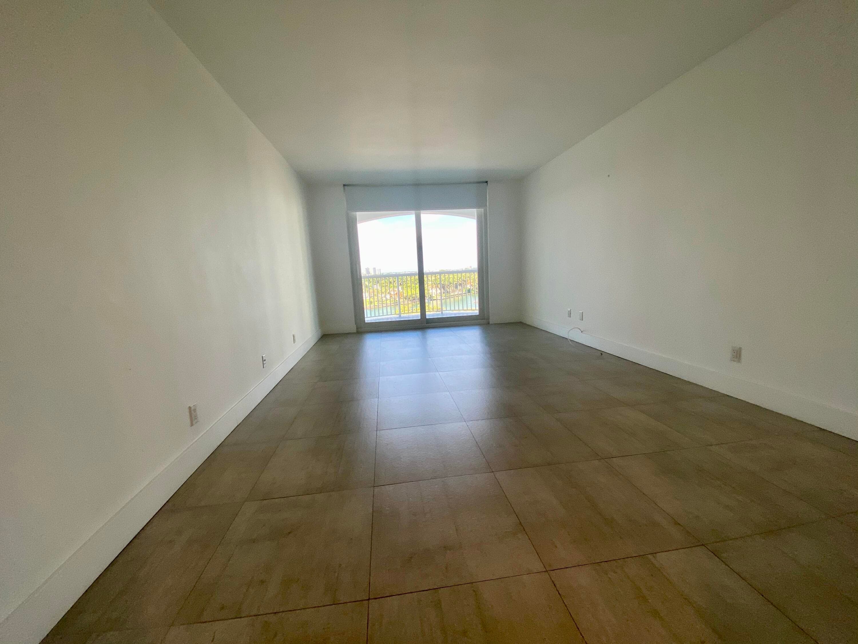 5401 Collins Avenue 620, Miami Beach, FL 33140 — photo 15 of 36