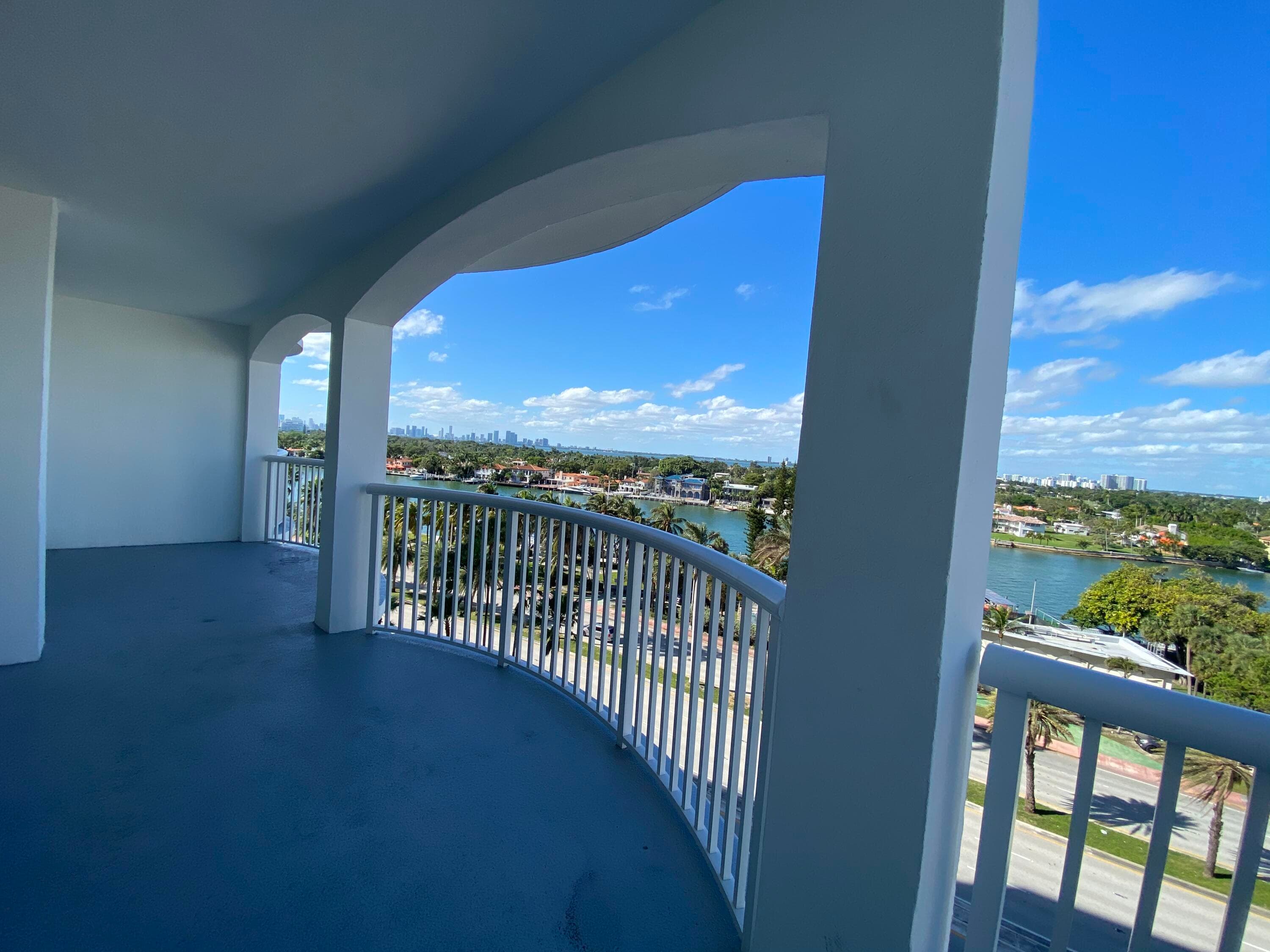 5401 Collins Avenue 620, Miami Beach, FL 33140 — photo 22 of 36