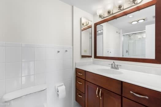 2816 N 46 Avenue J482, Hollywood, FL 33021 — photo 25 of 40