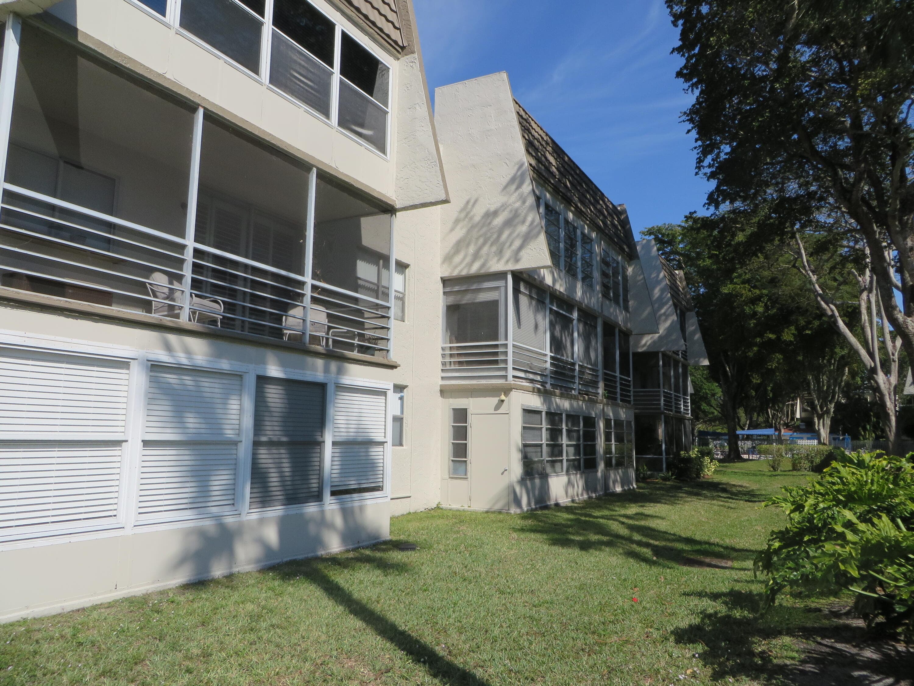 9400 Lime Bay Boulevard 106, Tamarac, FL 33321 — photo 23 of 29