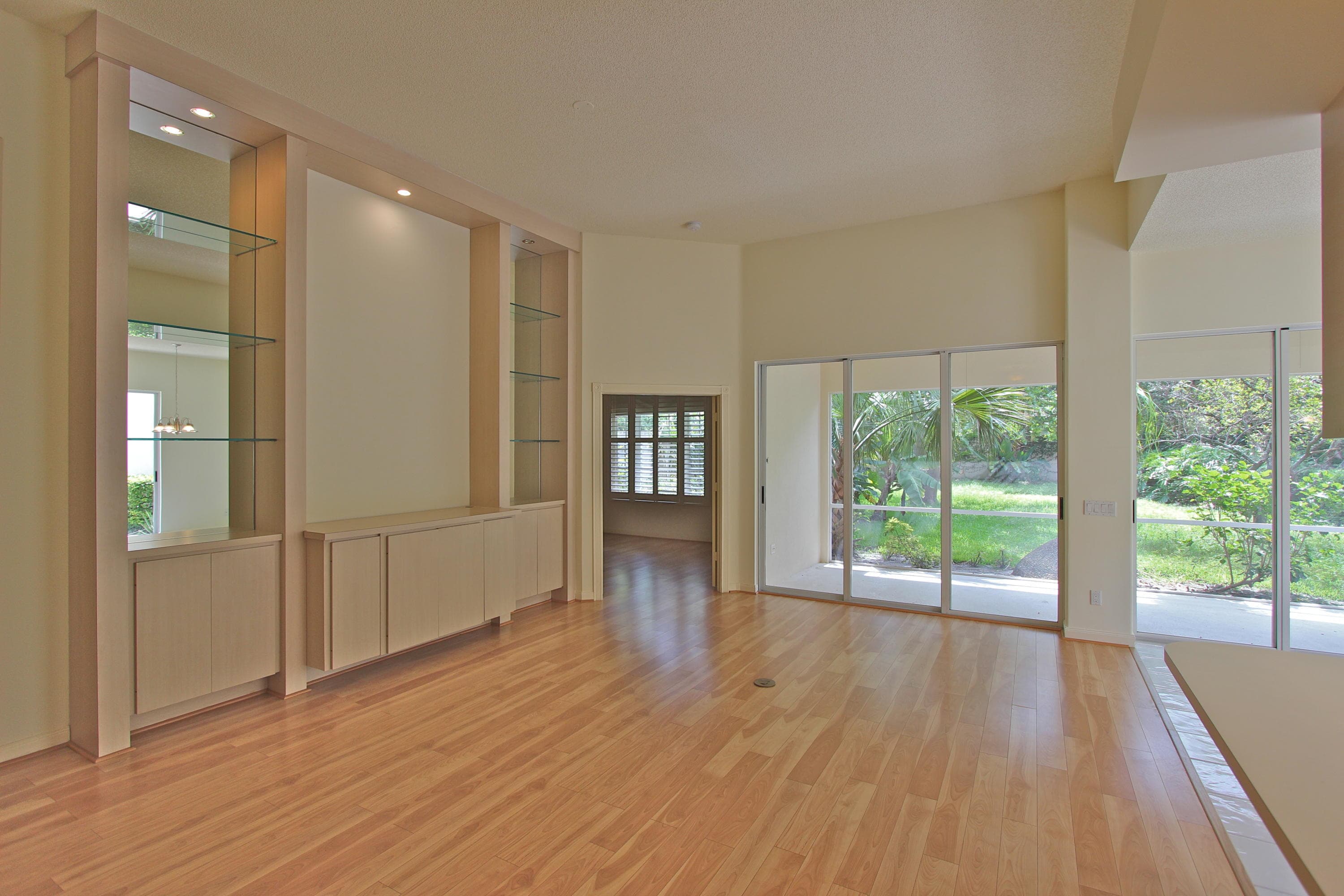 160 Lost Bridge Drive, Palm Beach Gardens, FL 33410 — photo 5 of 38