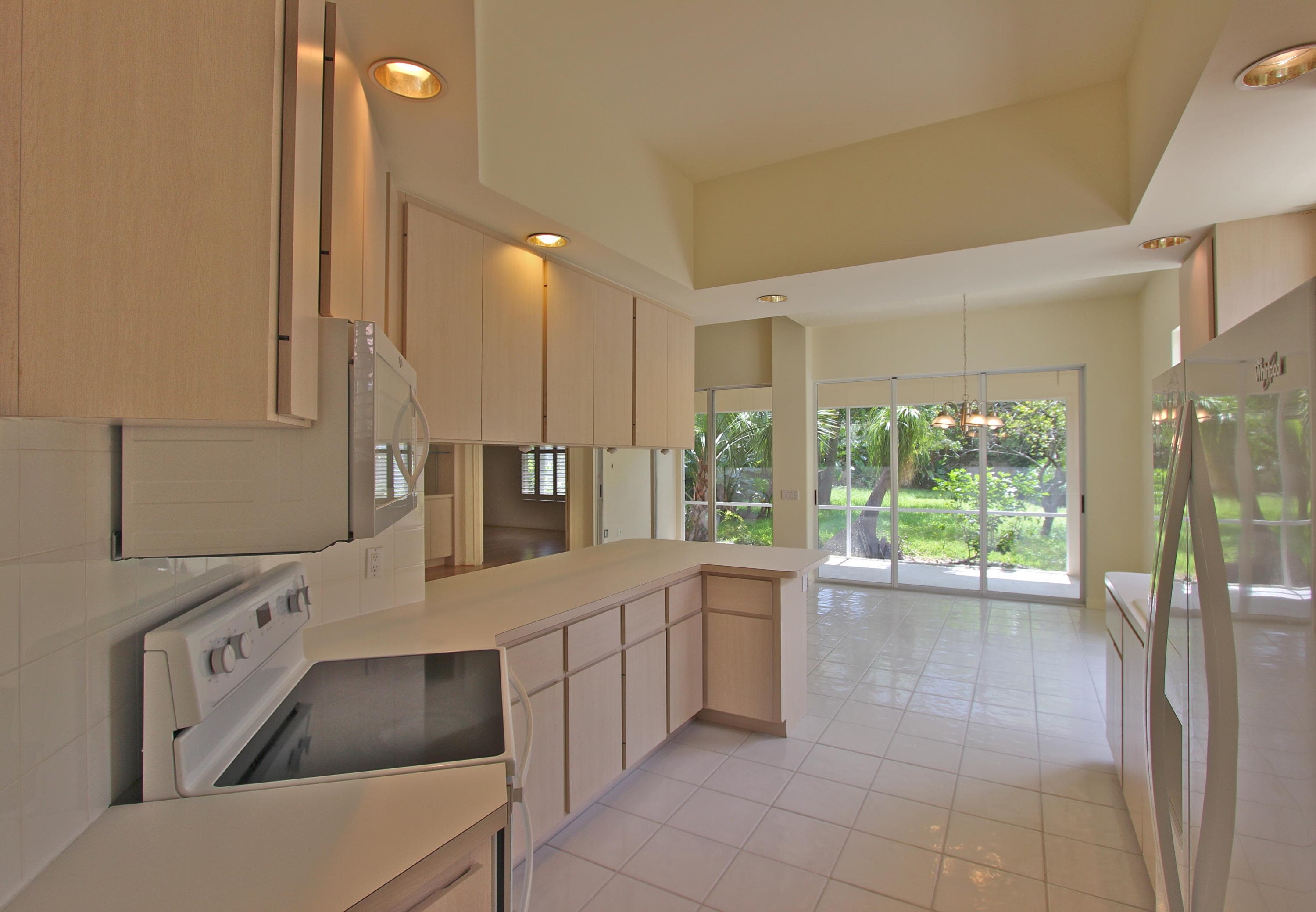 160 Lost Bridge Drive, Palm Beach Gardens, FL 33410 — photo 11 of 38