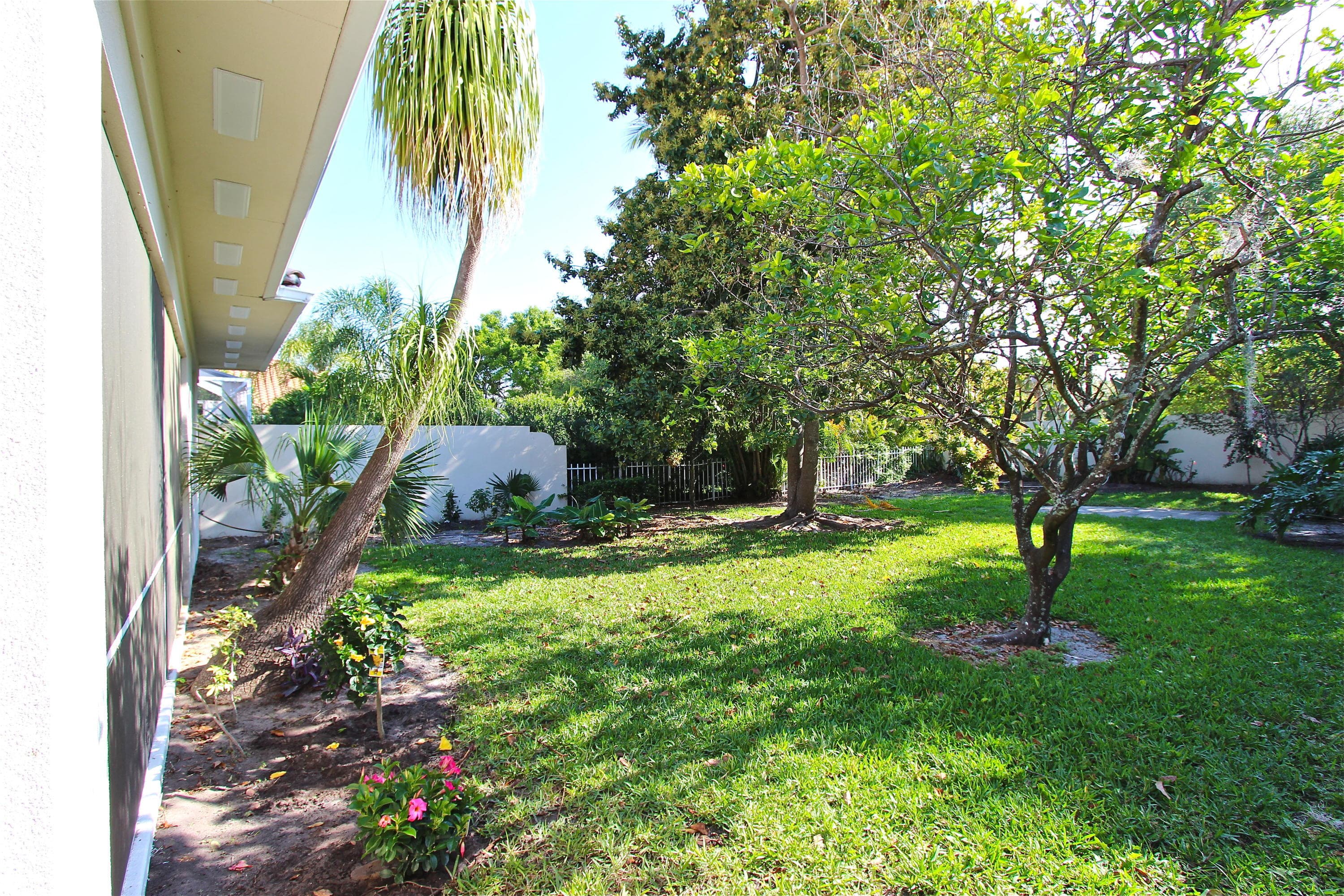 160 Lost Bridge Drive, Palm Beach Gardens, FL 33410 — photo 33 of 38