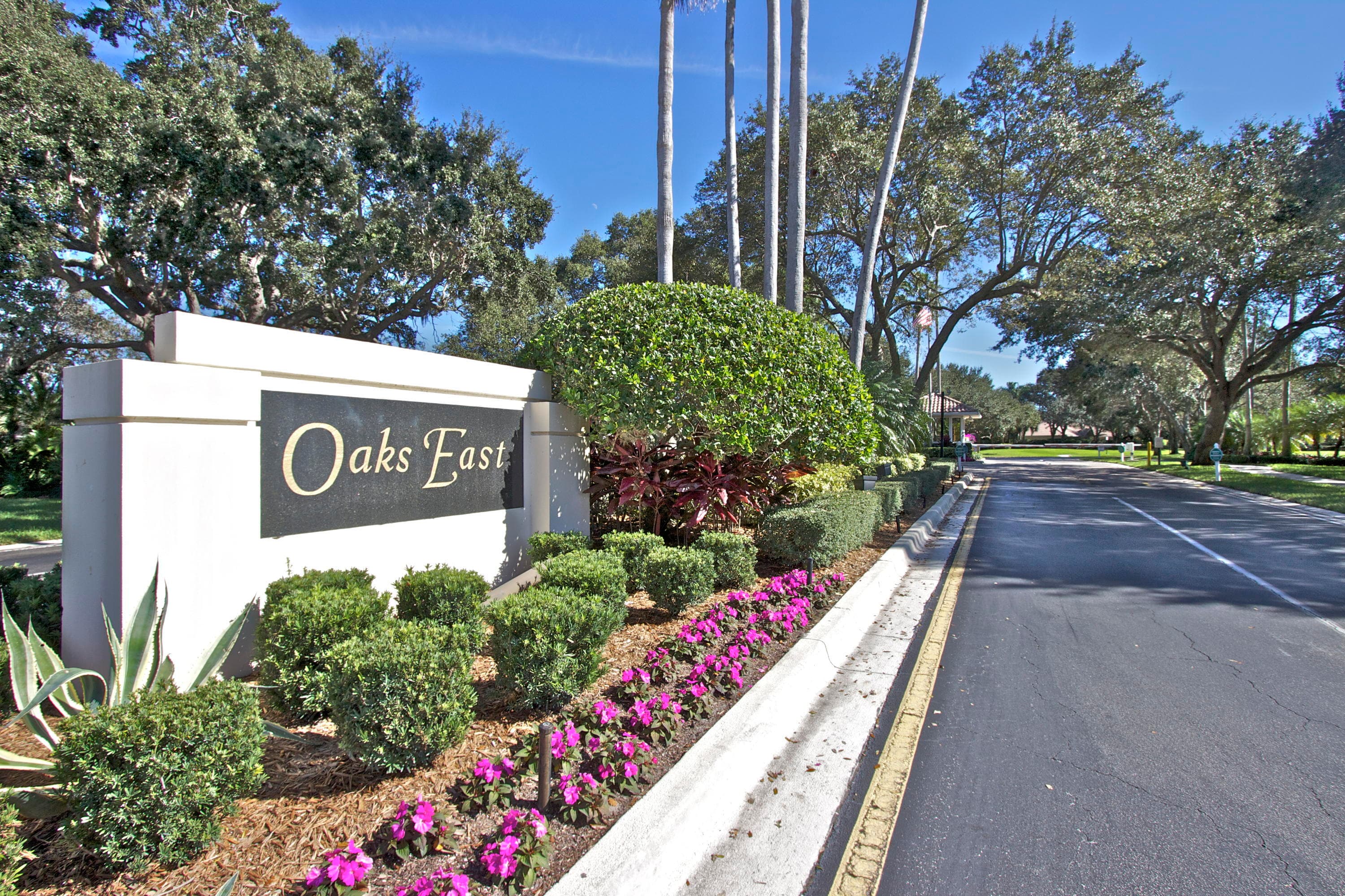 160 Lost Bridge Drive, Palm Beach Gardens, FL 33410 — photo 35 of 38