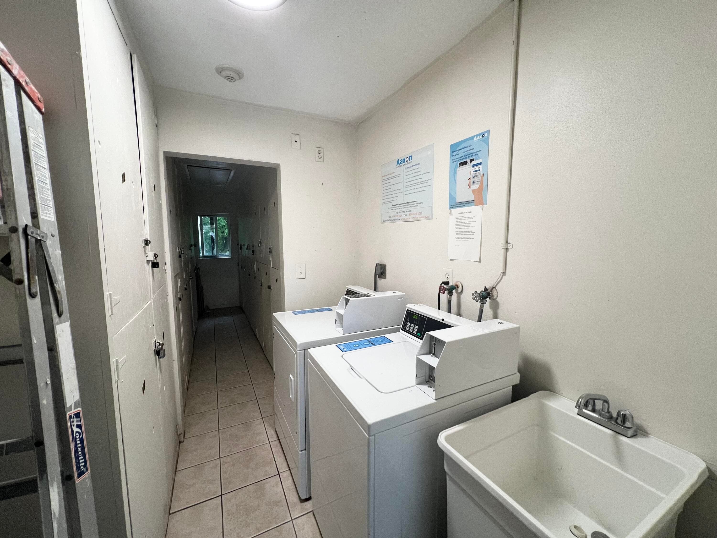 1551 N 12th Court 10b, Hollywood, FL 33019 — photo 10 of 10