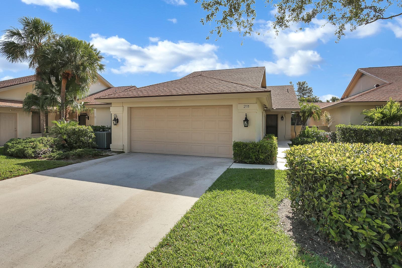 211 E River Park Drive, Jupiter, FL 33477 — photo 12 of 19