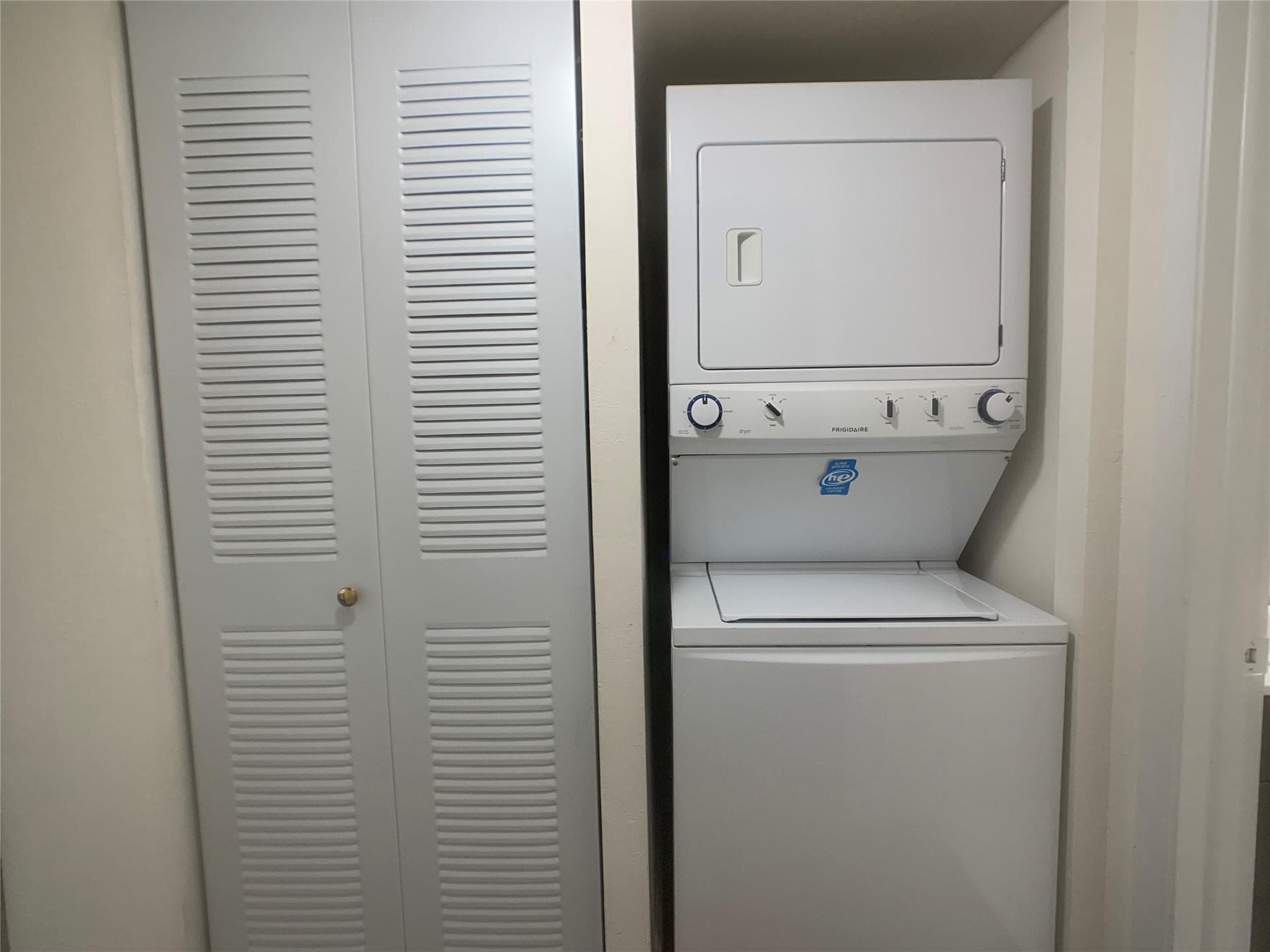 19455 NE 10 Avenue 6-514, North Miami Beach, FL 33179 — photo 4 of 18