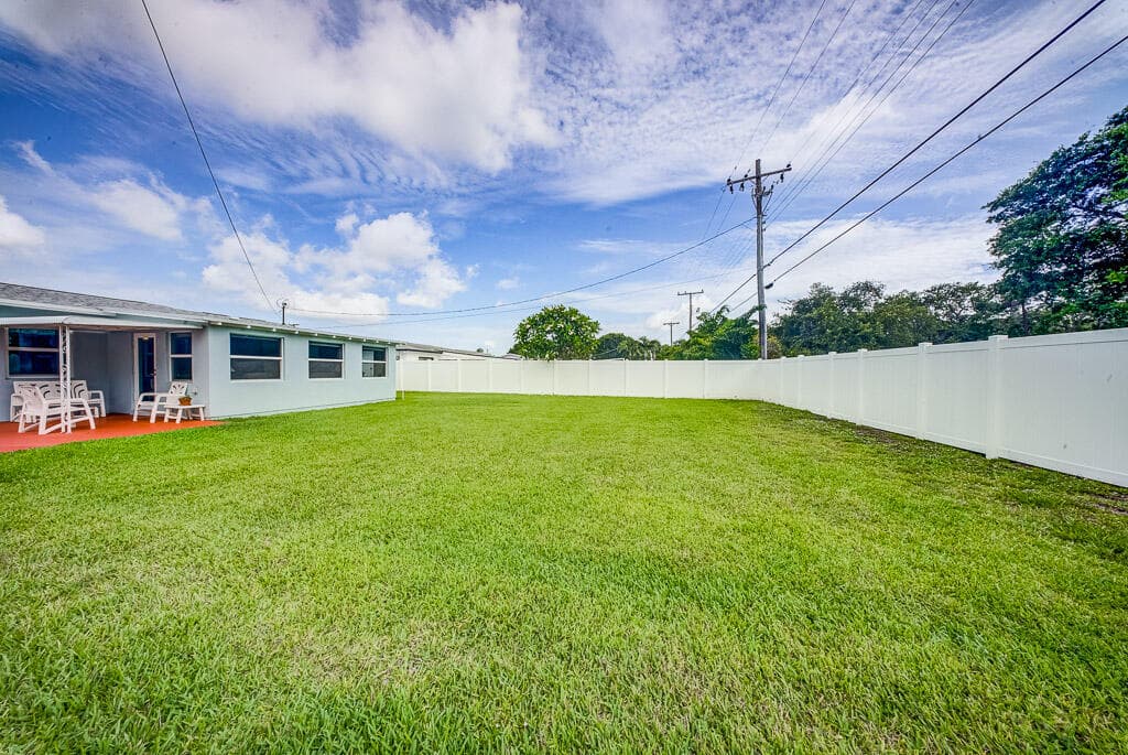 648 Eastwind Drive, North Palm Beach, FL 33408 — photo 22 of 34