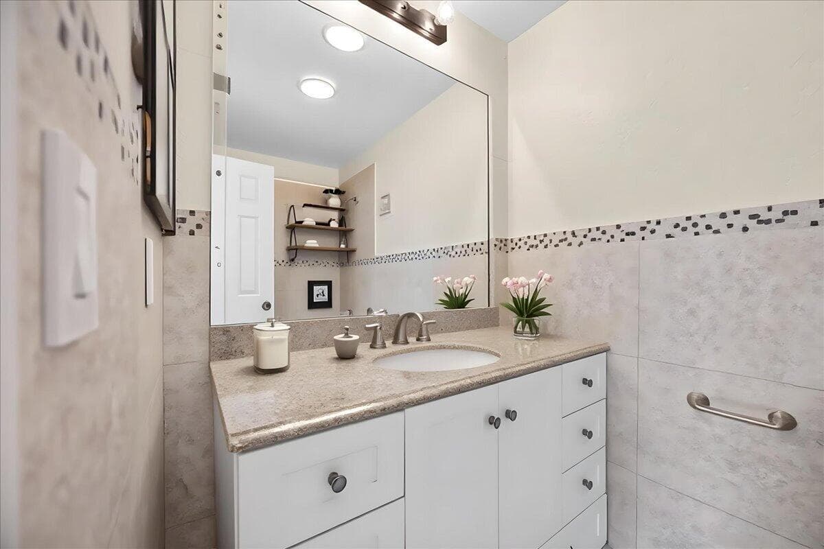 5540 S Lakewood Cir Circle S F, Margate, FL 33063 — photo 18 of 50