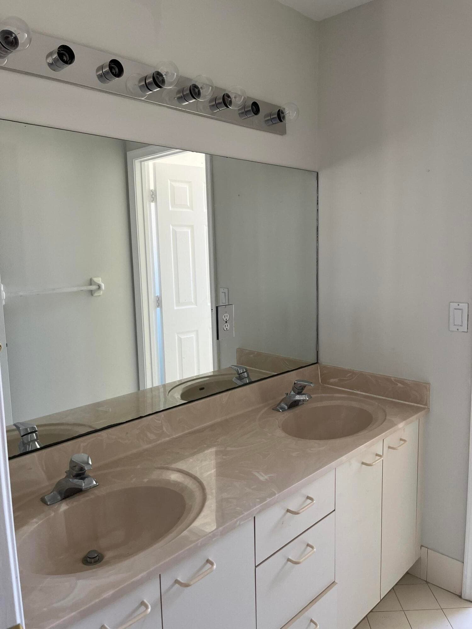 2064 Reston Circle, Royal Palm Beach, FL 33411 — photo 15 of 44