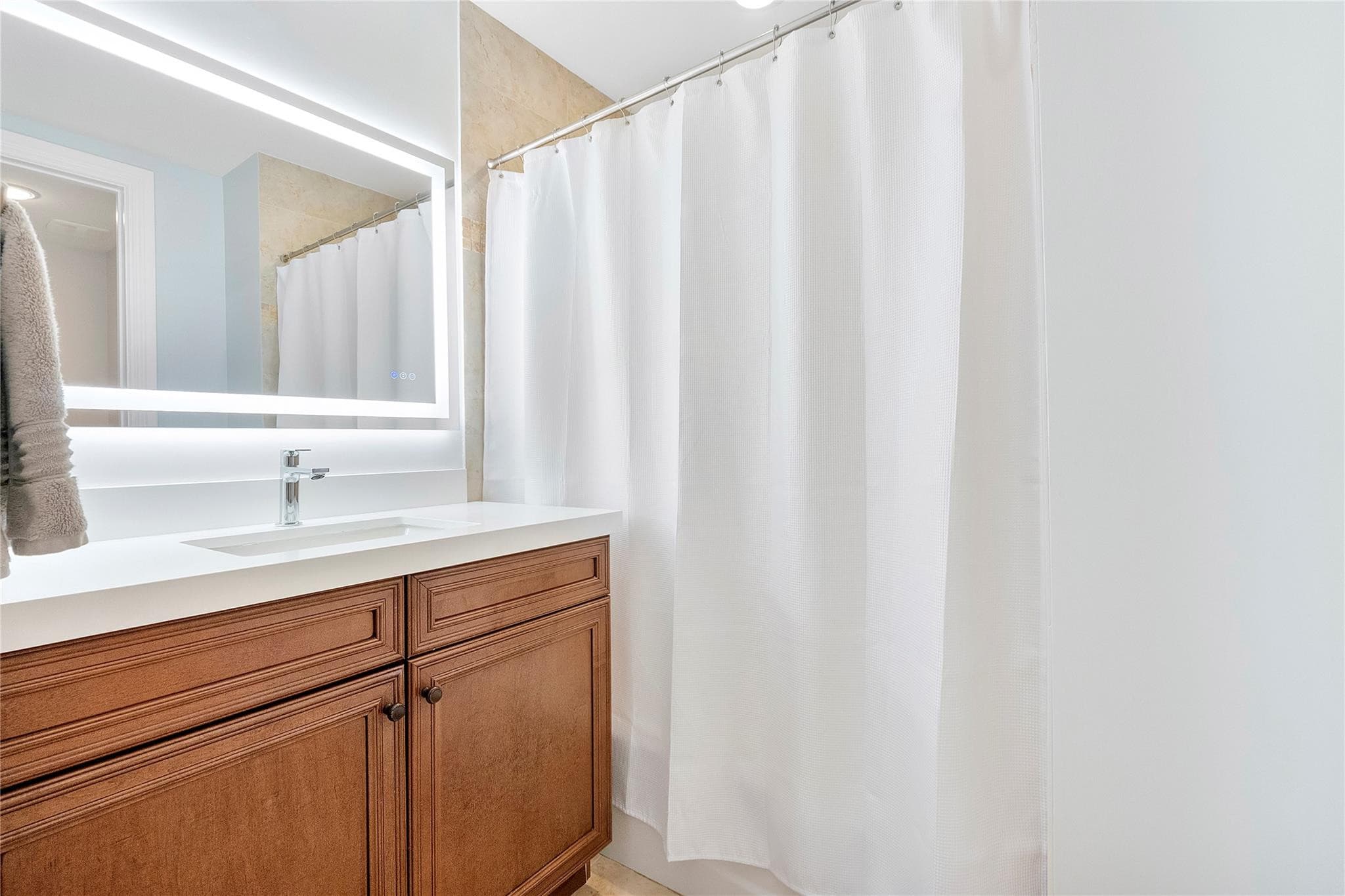 430 NE 7th Avenue 430, Fort Lauderdale, FL 33301 — photo 17 of 42