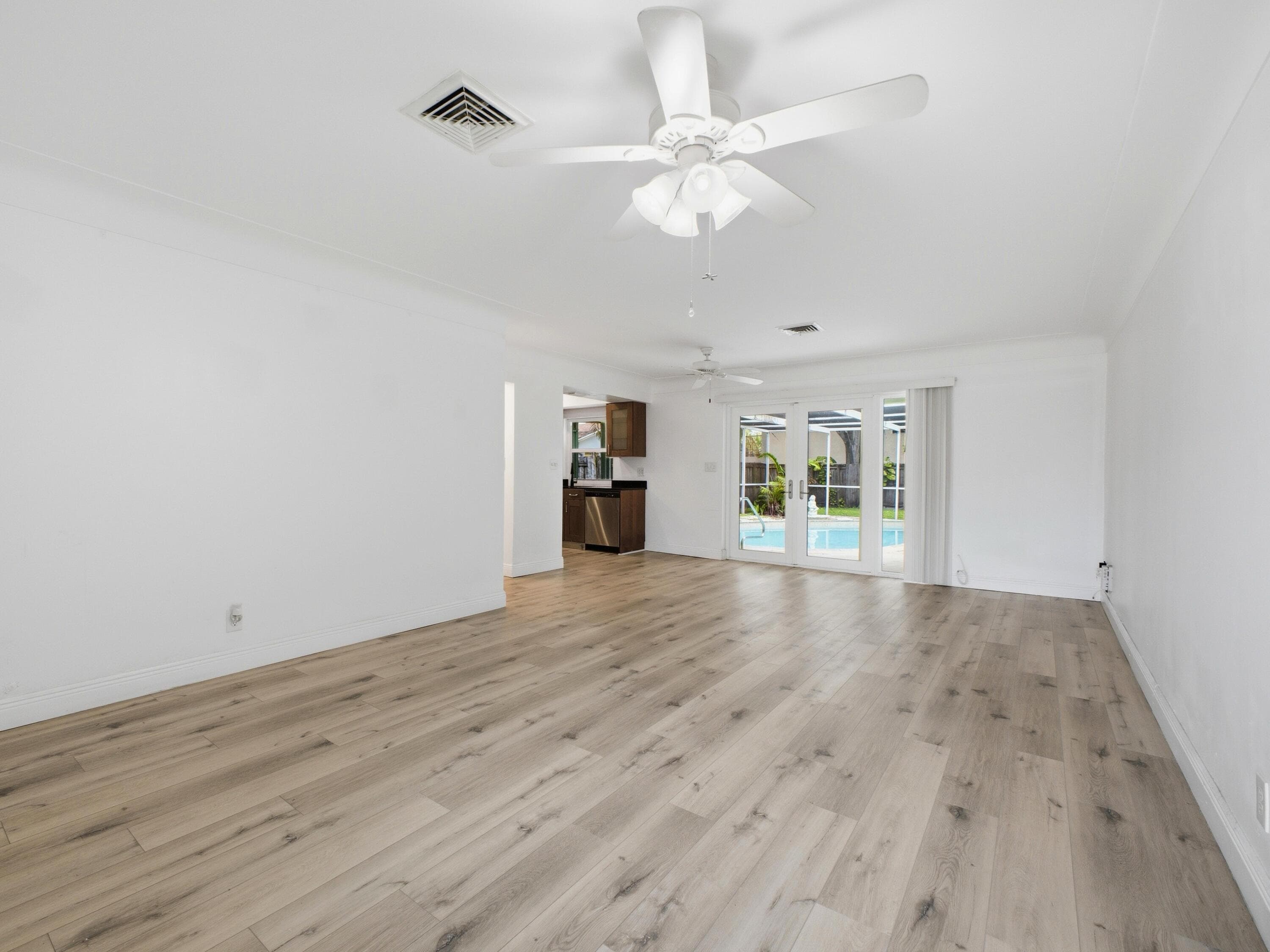 1680 NE 34th Lane B, Oakland Park, FL 33334 — photo 5 of 28