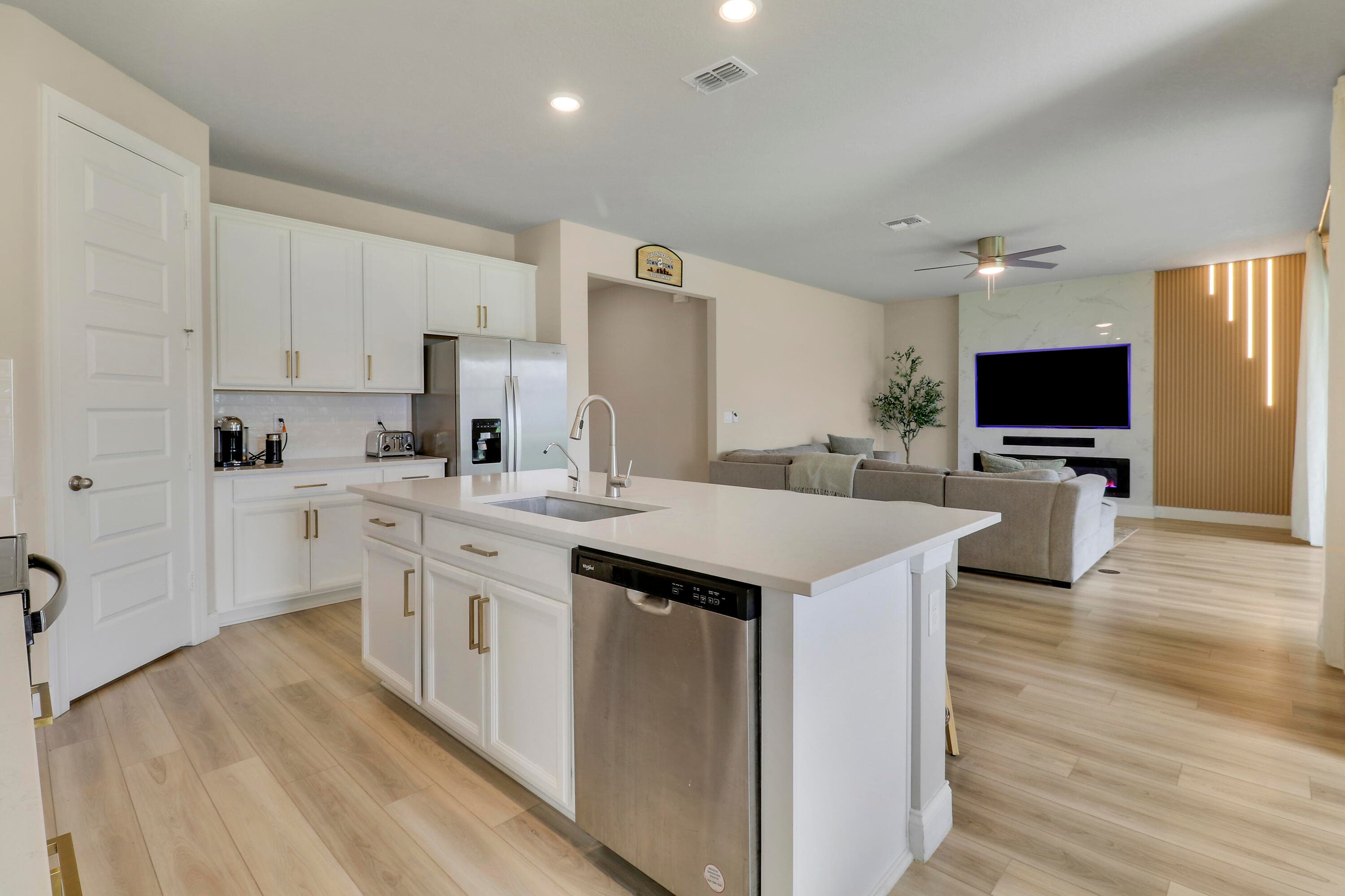 6545 NW Cloverdale Avenue, Port St. Lucie, FL 34987 — photo 36 of 42