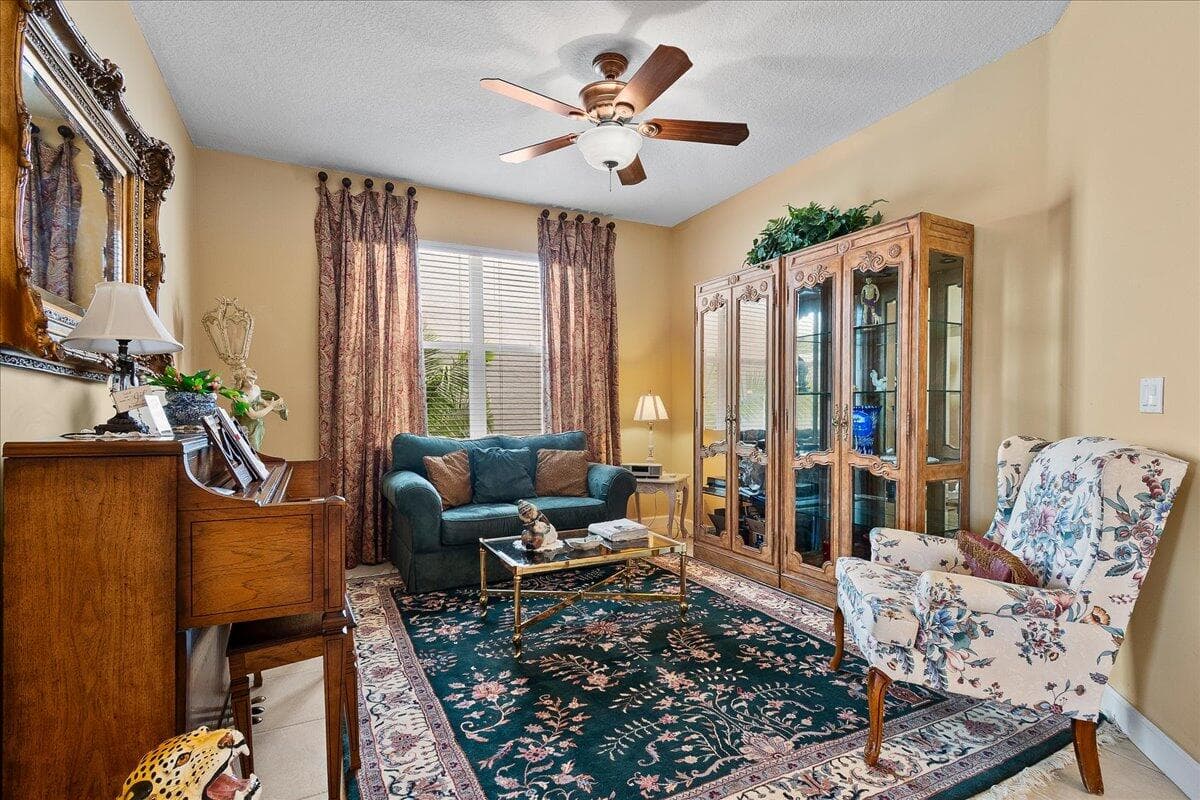 135 Hamilton Terrace, West Palm Beach, FL 33414 — photo 5 of 43