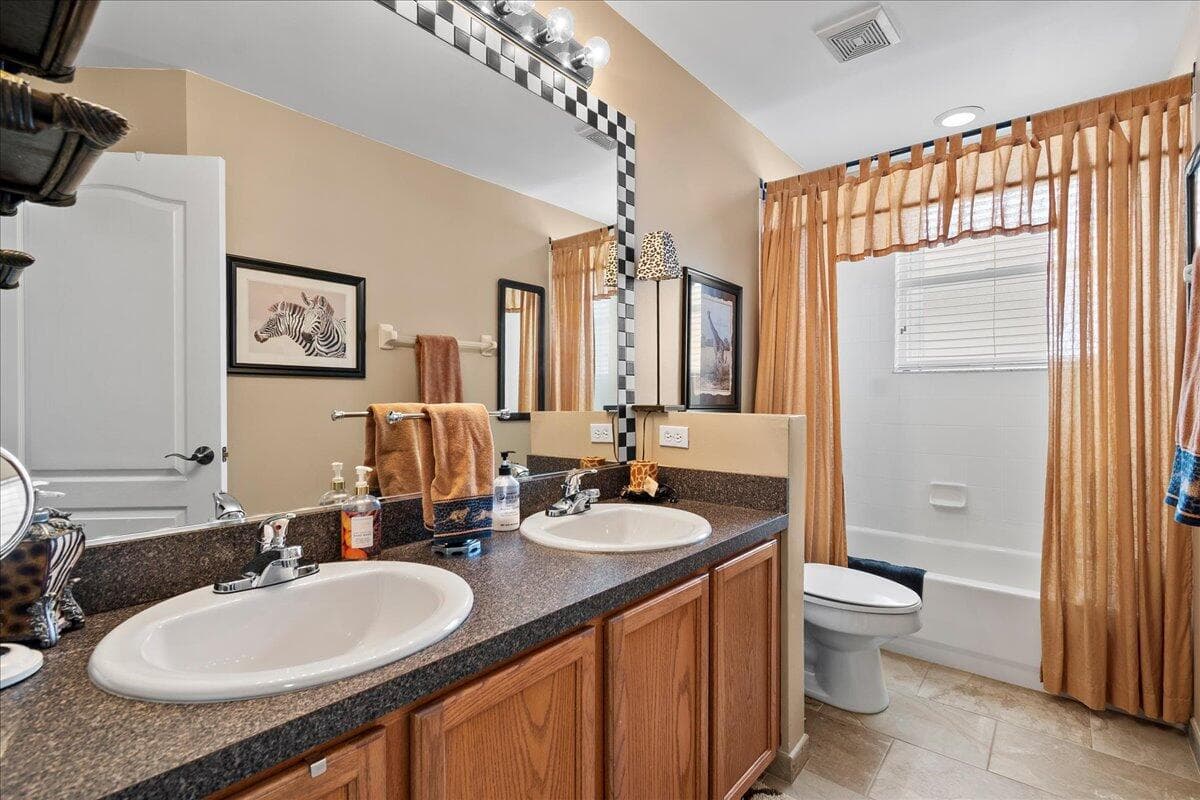 135 Hamilton Terrace, West Palm Beach, FL 33414 — photo 24 of 43
