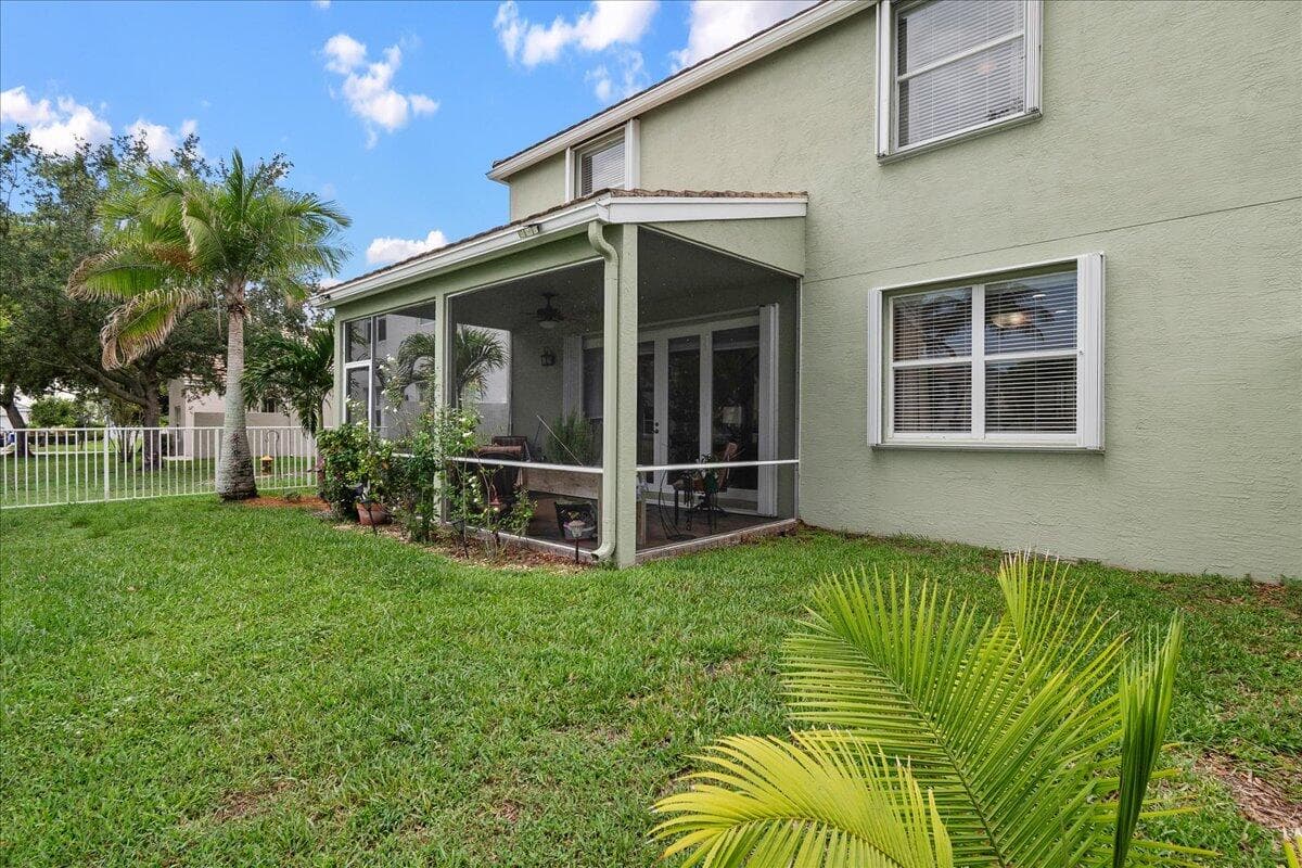 135 Hamilton Terrace, West Palm Beach, FL 33414 — photo 28 of 43