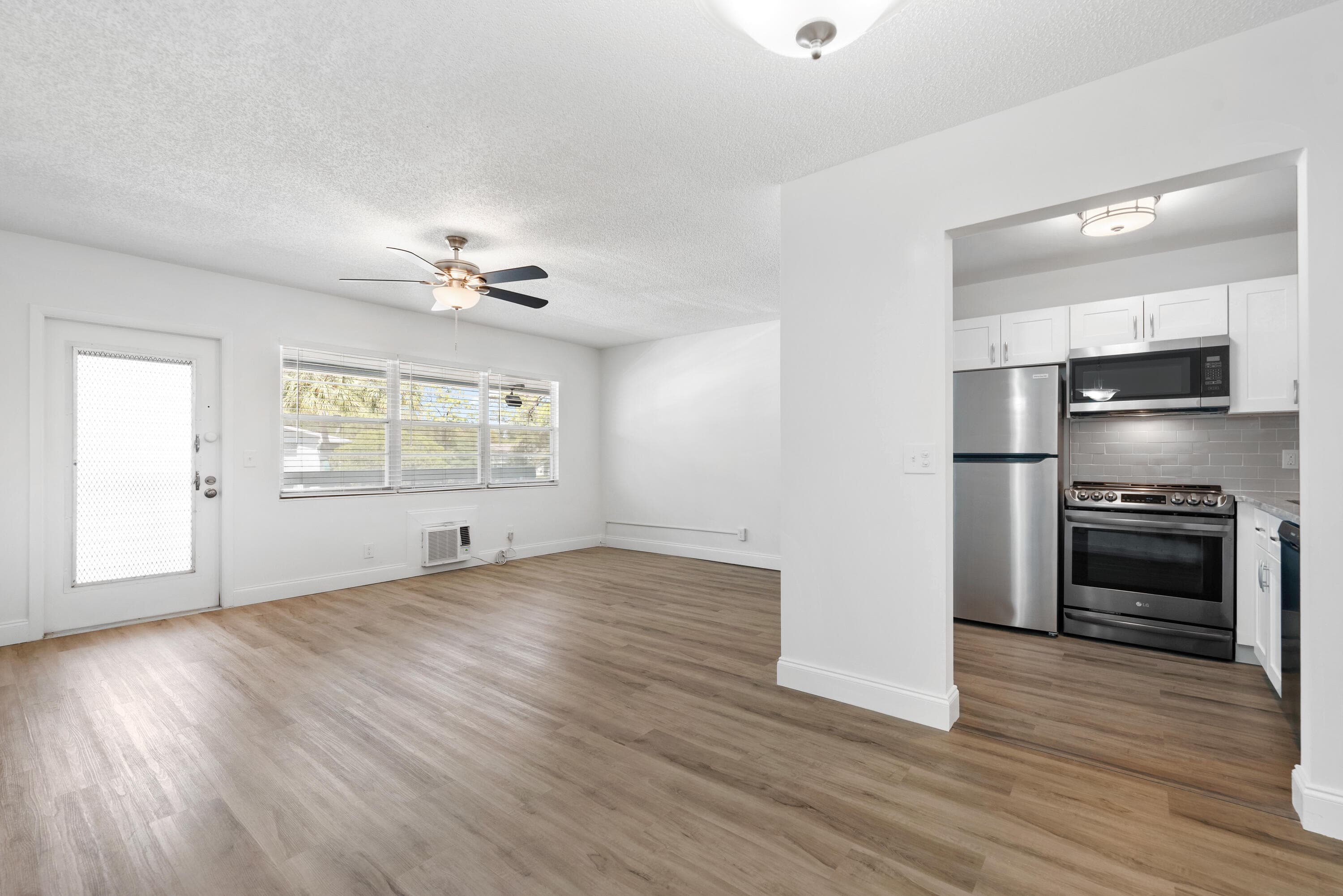 142 Ventnor Drive I, Deerfield Beach, FL 33442 — photo 1 of 23