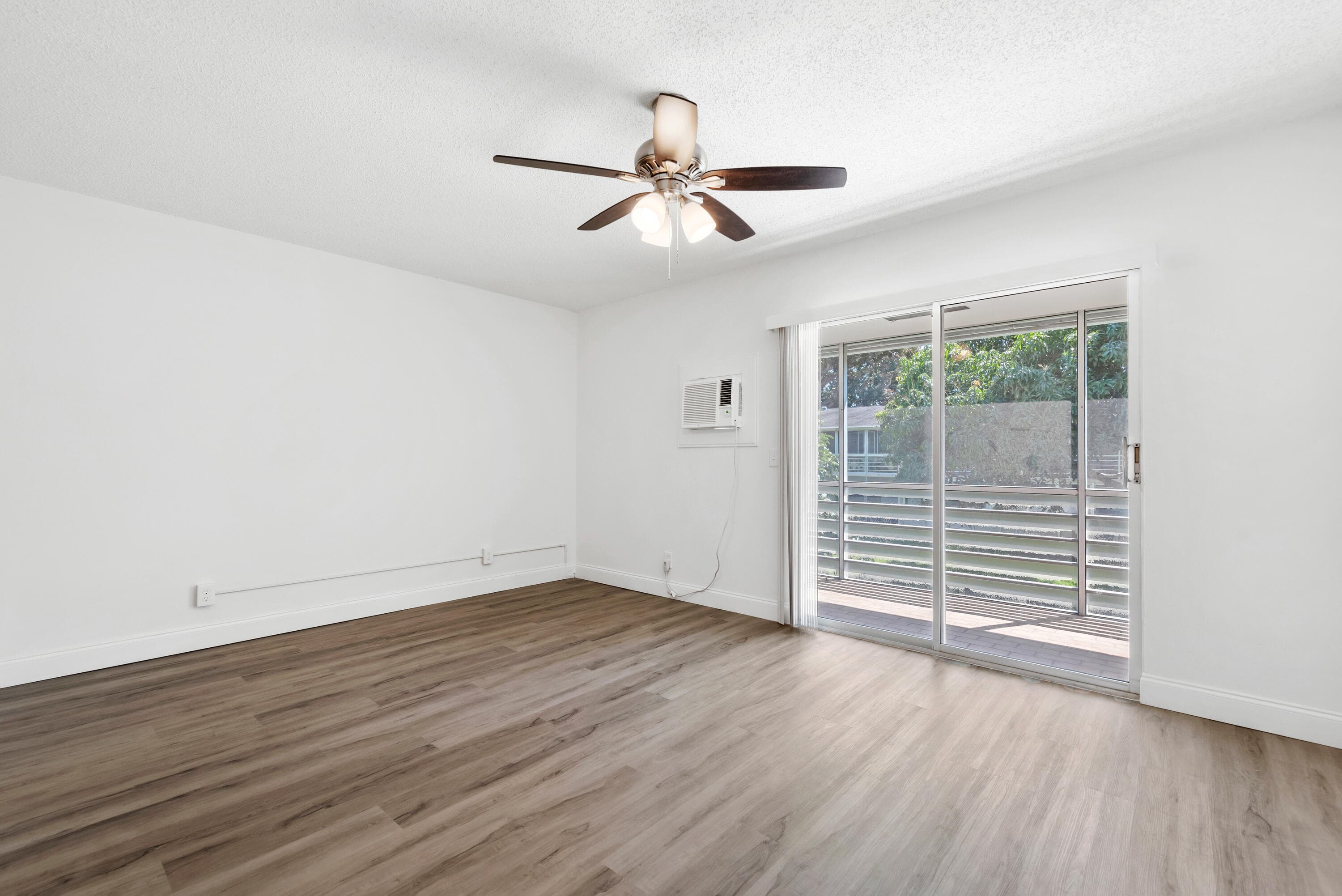 142 Ventnor Drive I, Deerfield Beach, FL 33442 — photo 11 of 23