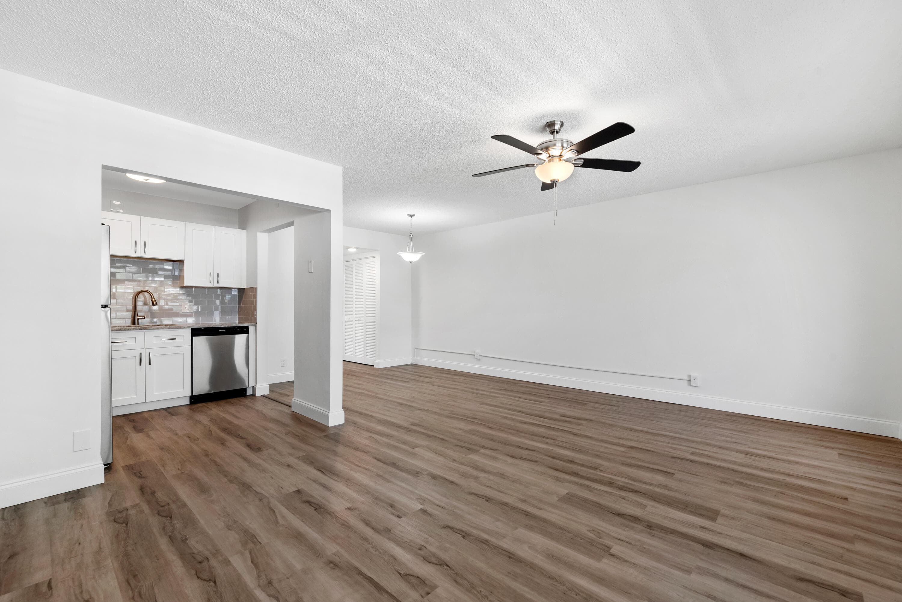 142 Ventnor Drive I, Deerfield Beach, FL 33442 — photo 4 of 23