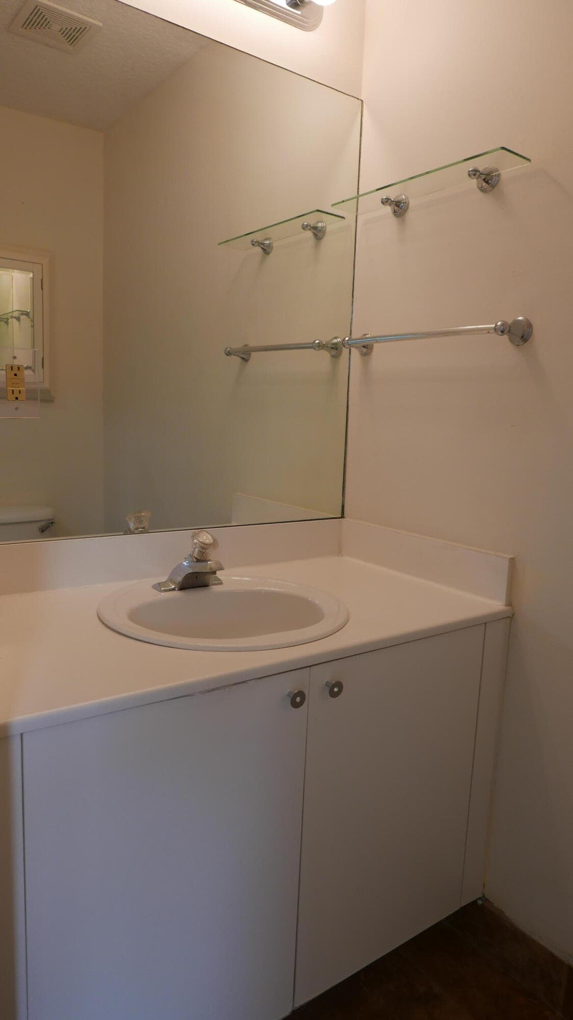 227 City View Drive, Fort Lauderdale, FL 33311 — photo 13 of 31